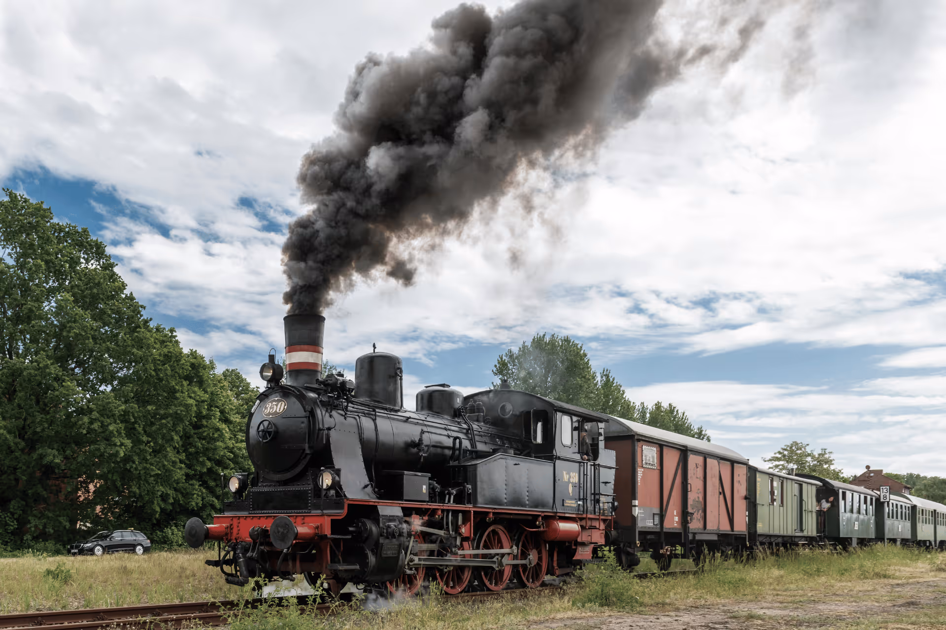eBook: What the steam engine can teach us about AI and the impact of technological advancement.