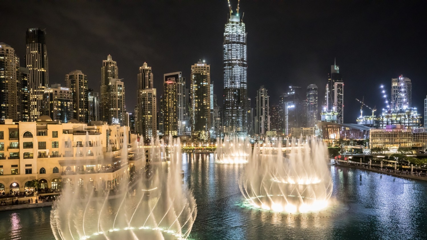 Urban Design, Sustainability, and Lifestyle