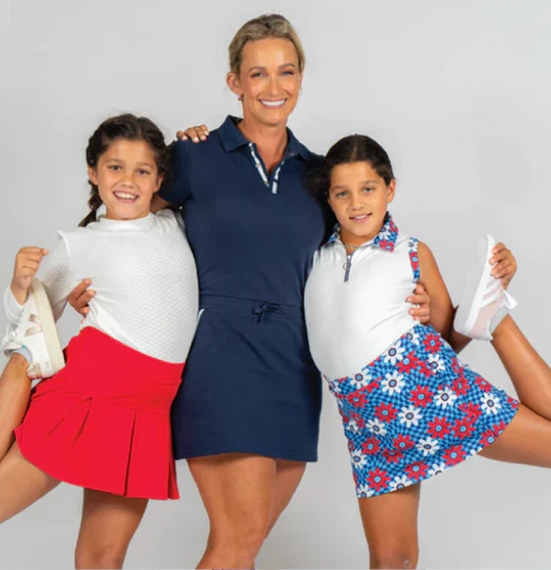 Hannah of Marie Birdie with two young golfers