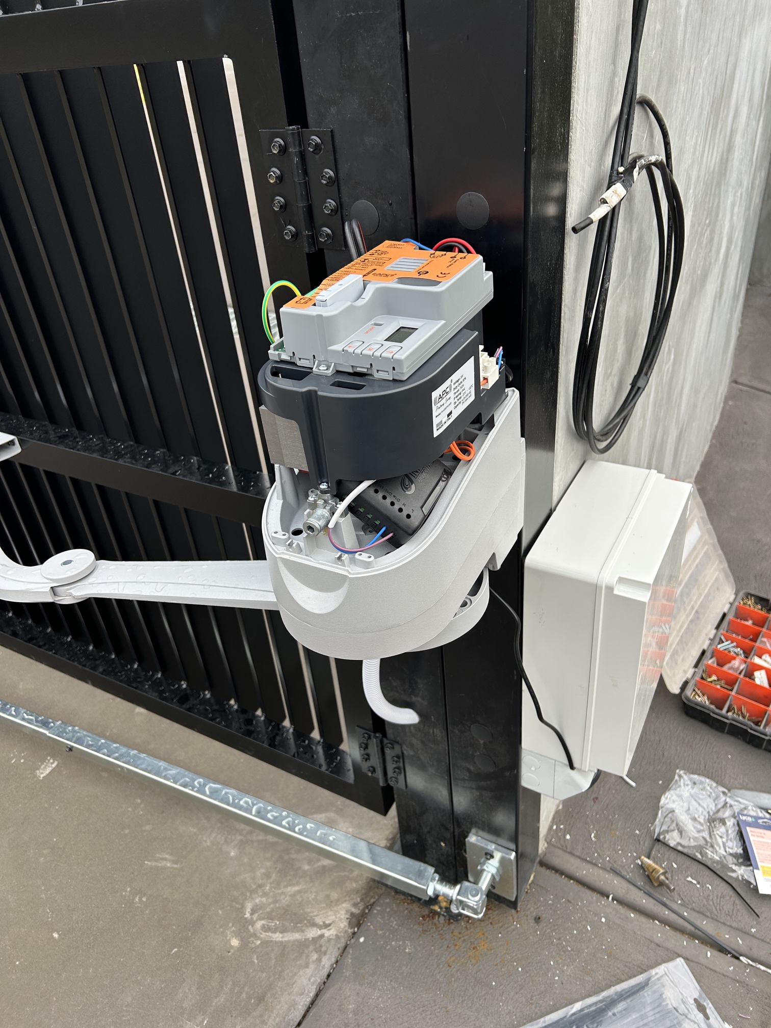 Close-up of Infinite Automation smart gate motor installed at a Lysterfield property by Ferguson Electrical.