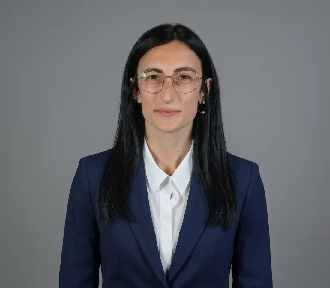 Dr. Veronica Petrucci