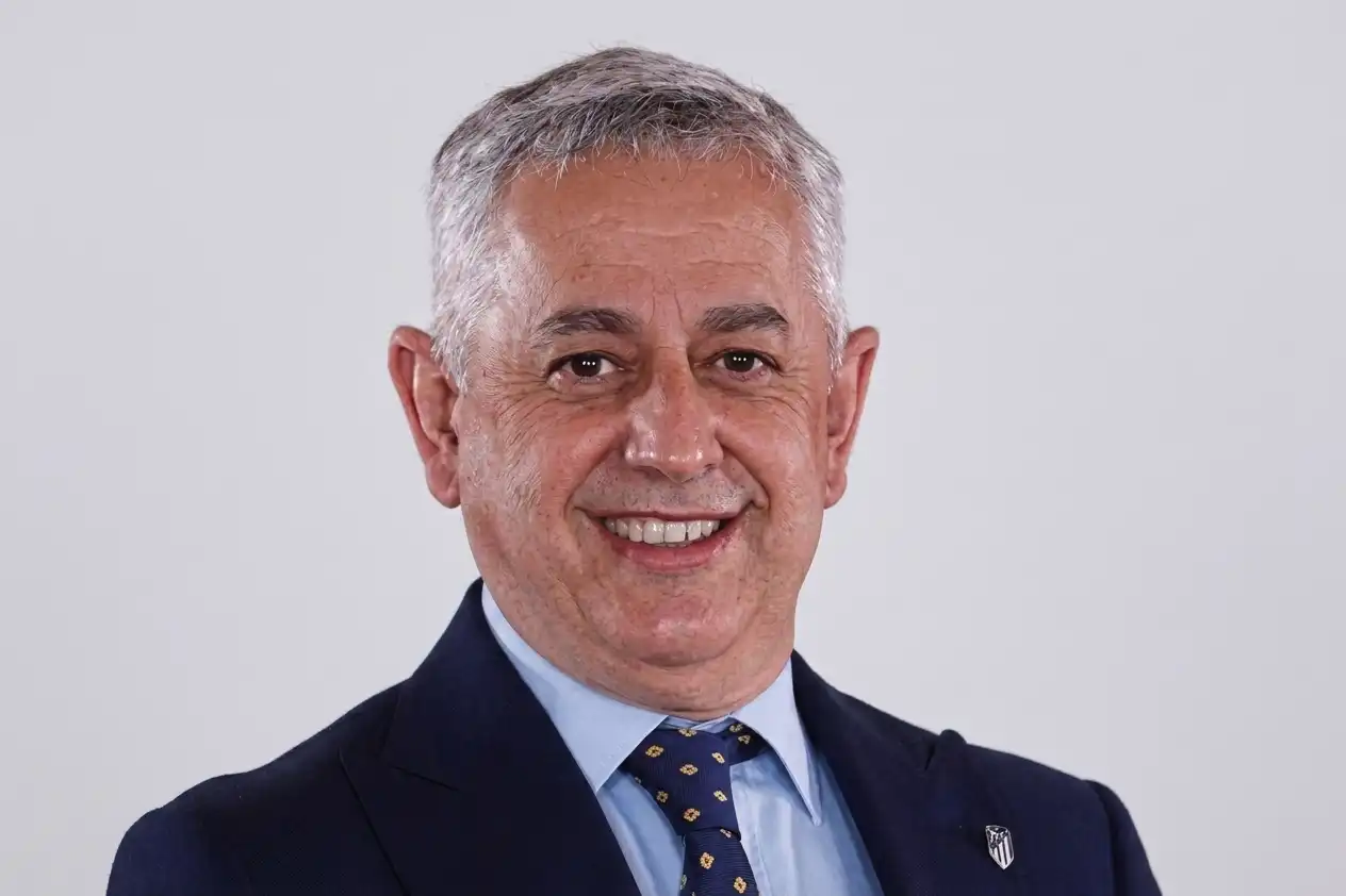 Dr. José María Villalón