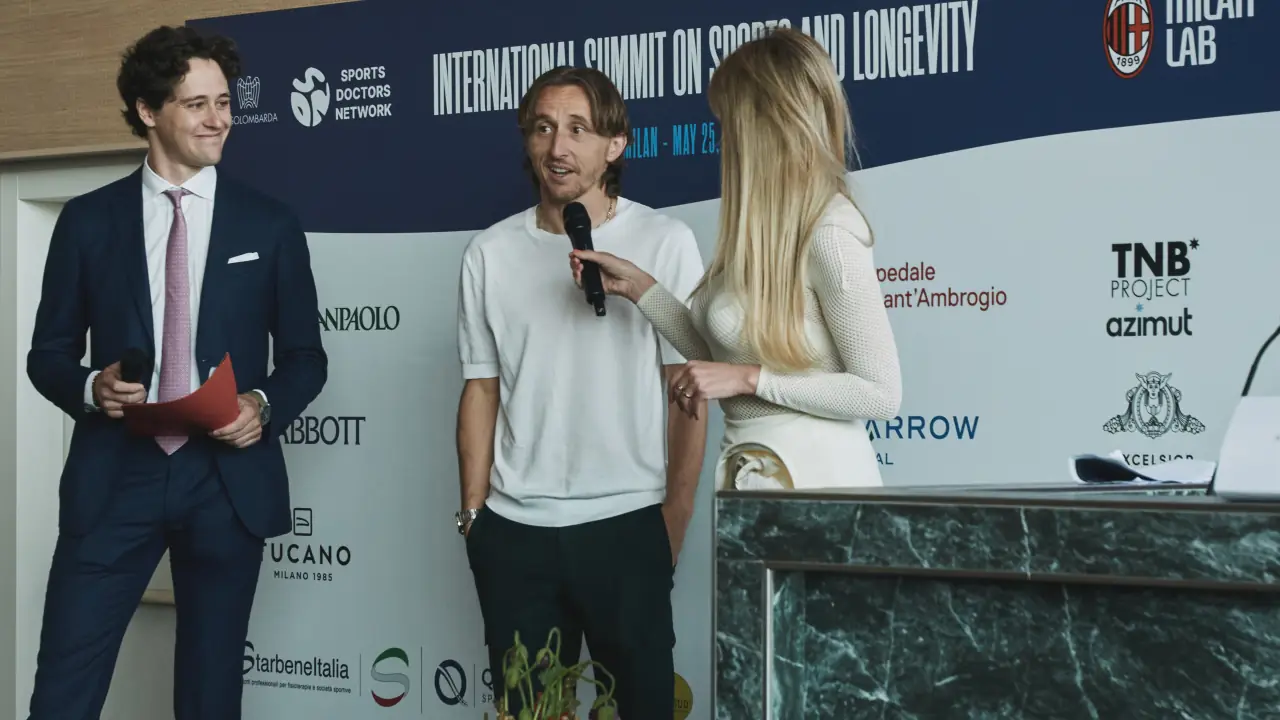 Footballer interviewed on stage at the SDN Milan 2026 summit