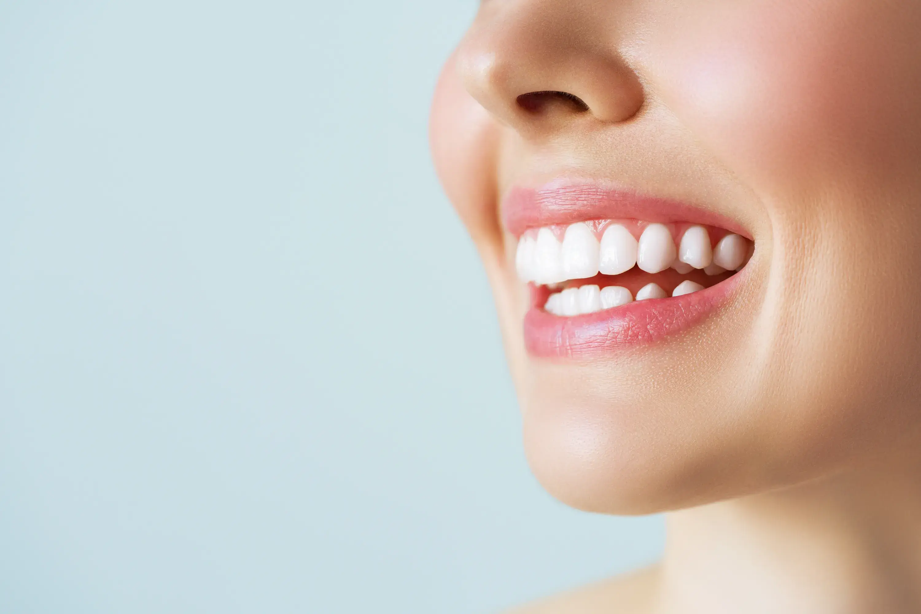 Close-up of a bright, healthy smile with white teeth