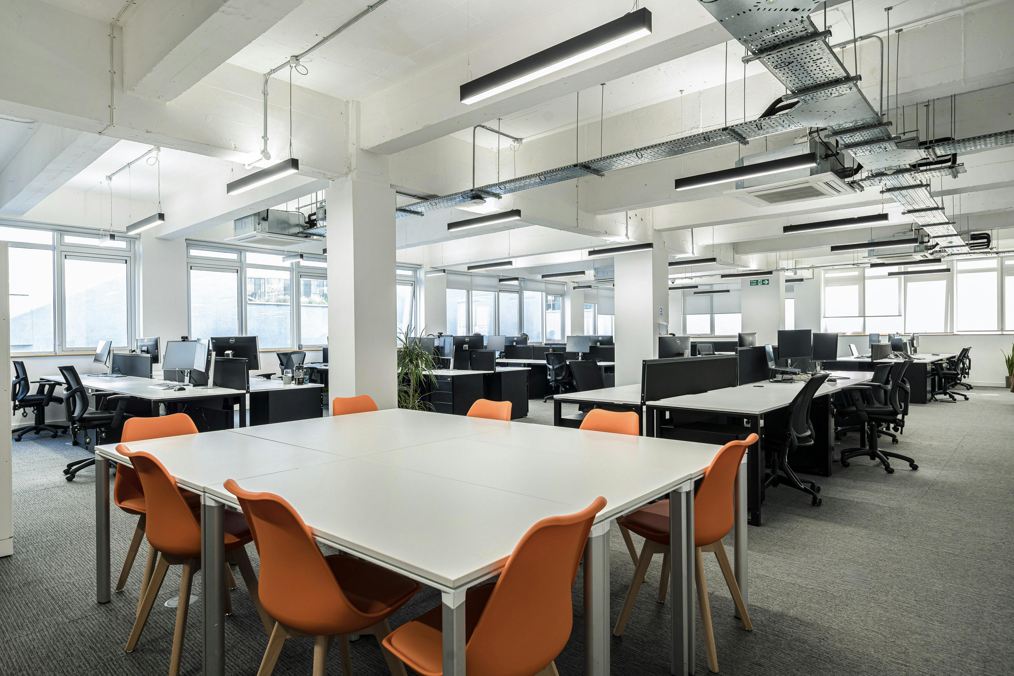 295826-Office 1.jpg