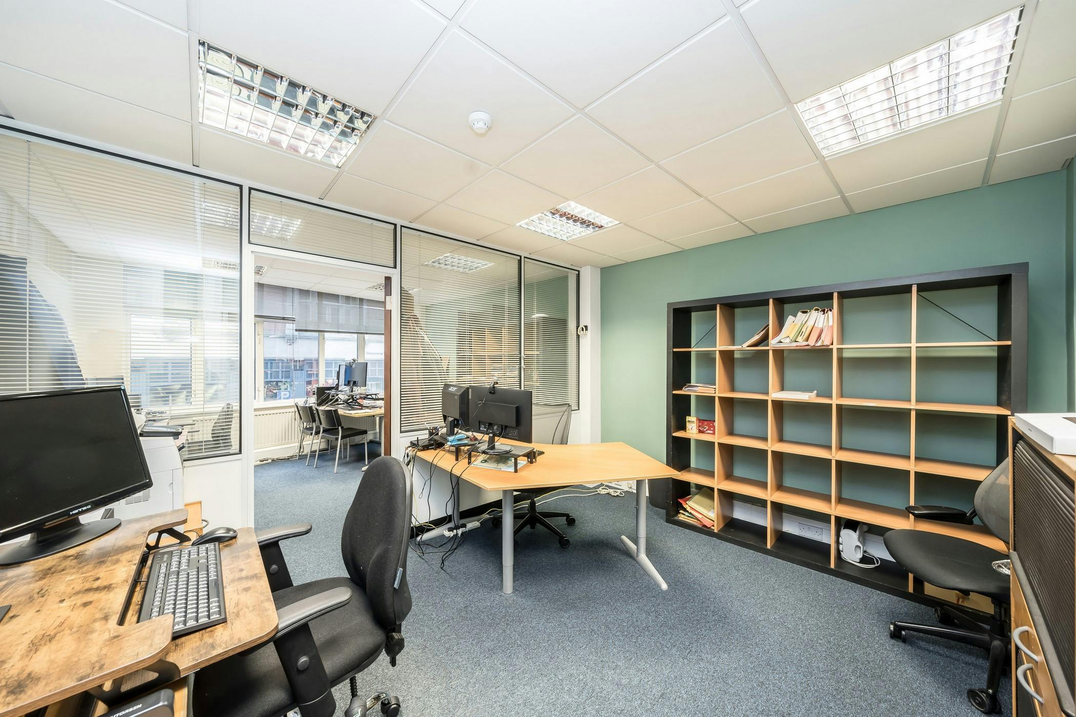 192449-140 Lower Marsh first floor office Copy.jpg