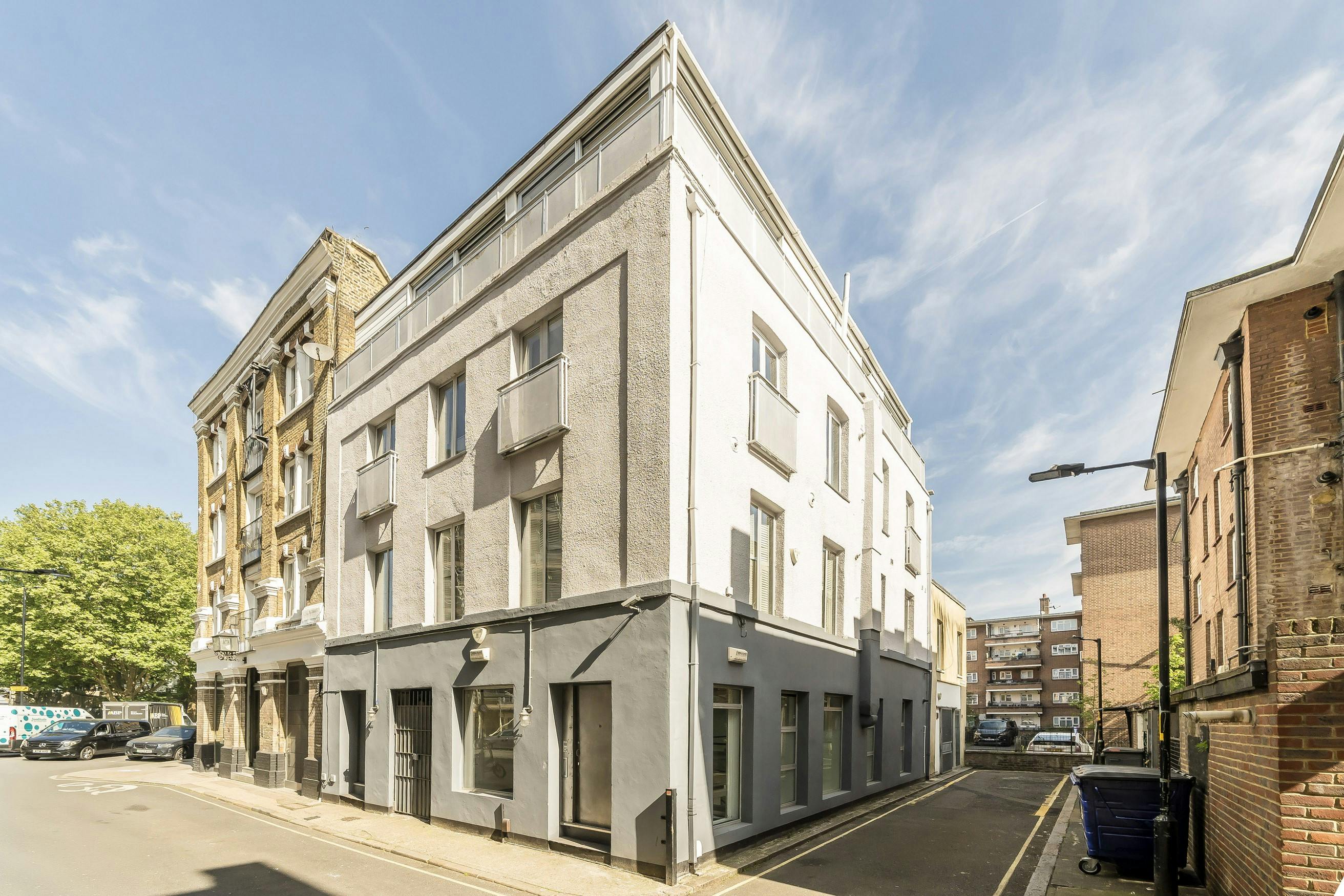 223919-24A Marshalsea Road 2025 exterior.jpg