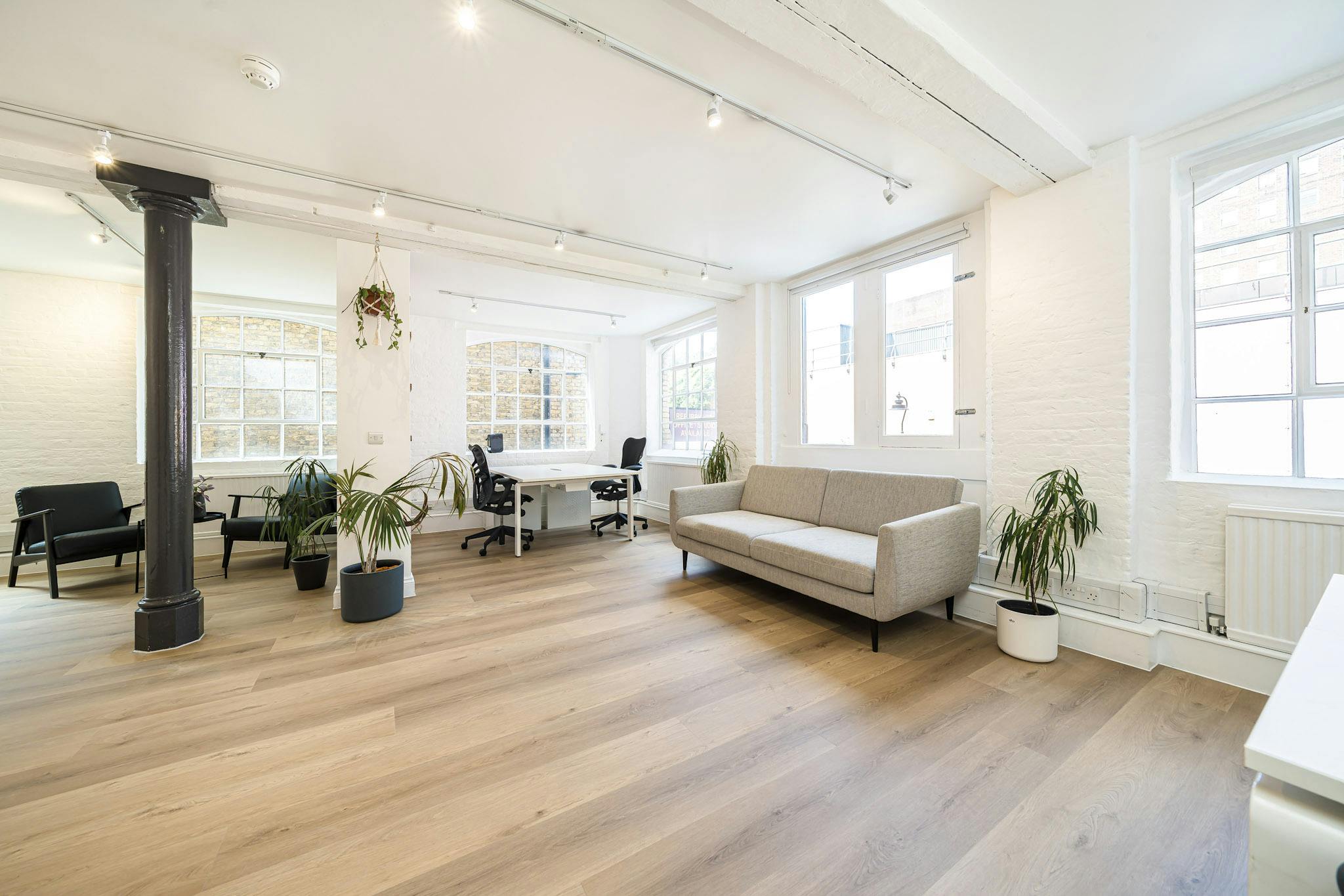 302497-60 Weston Street First Floor LEA Office.jpg