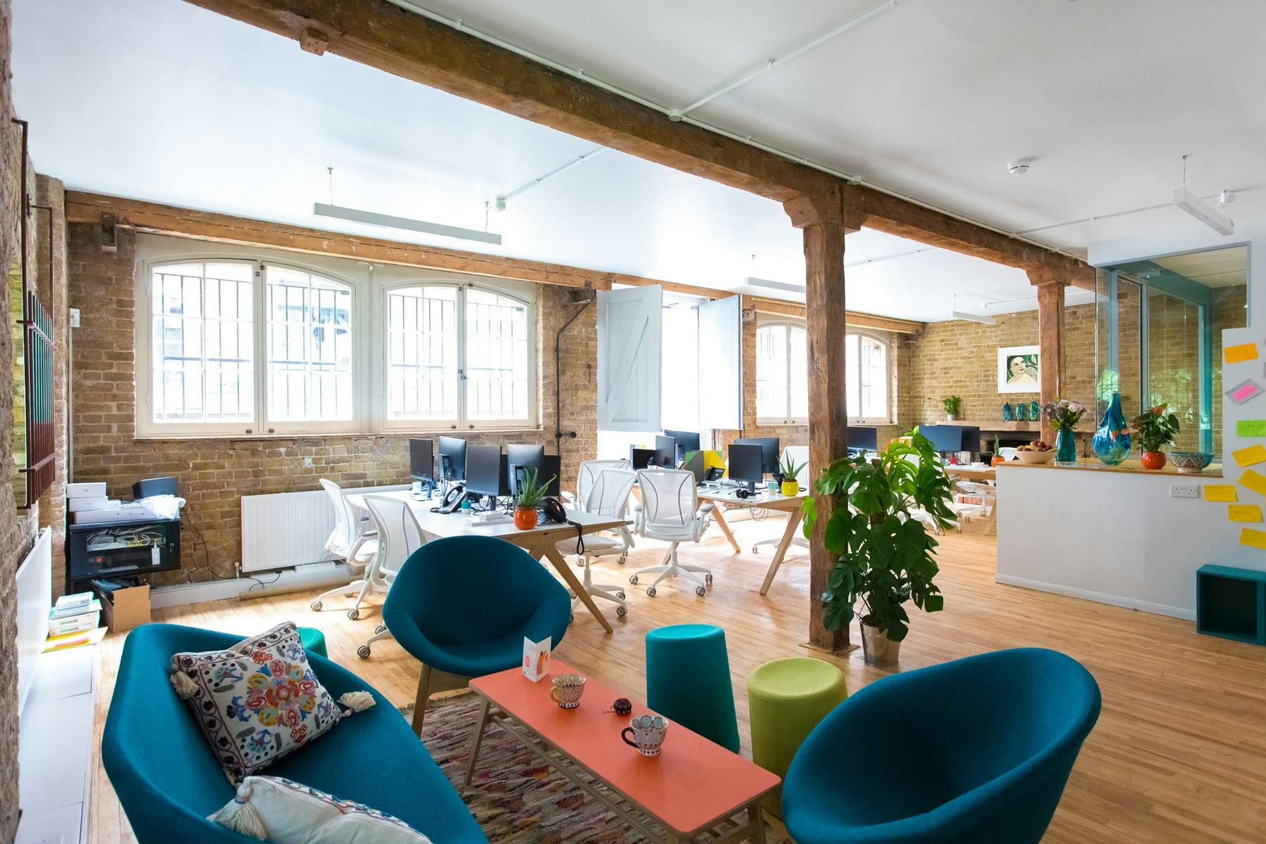 326235-Internal 1.jpg