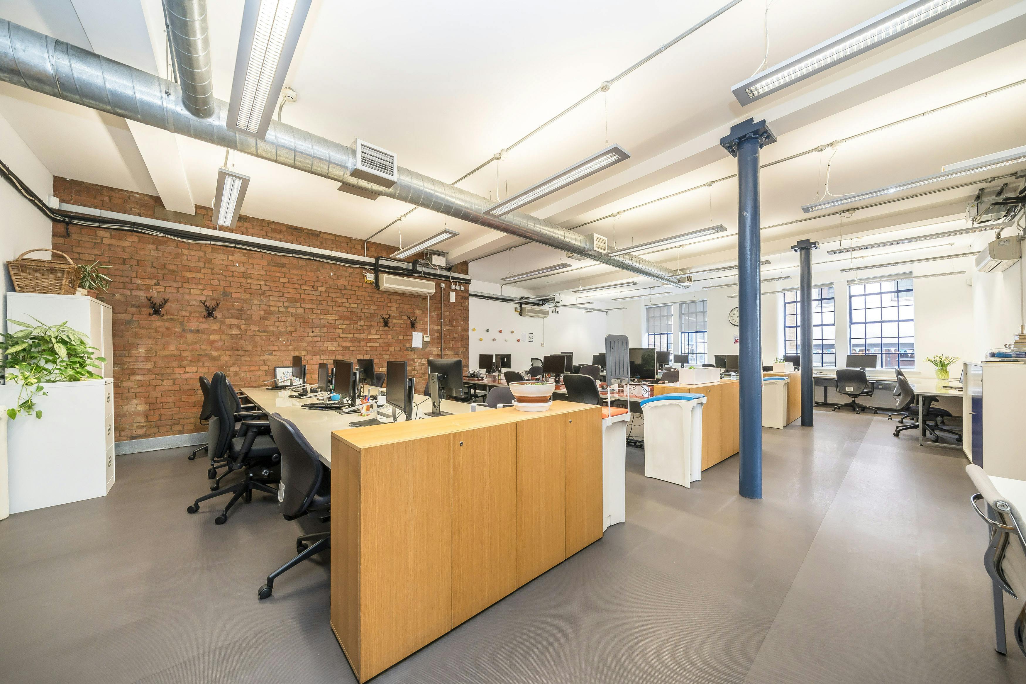 293537-170172 Tower Bridge Road Ground Floor internal 1.jpg