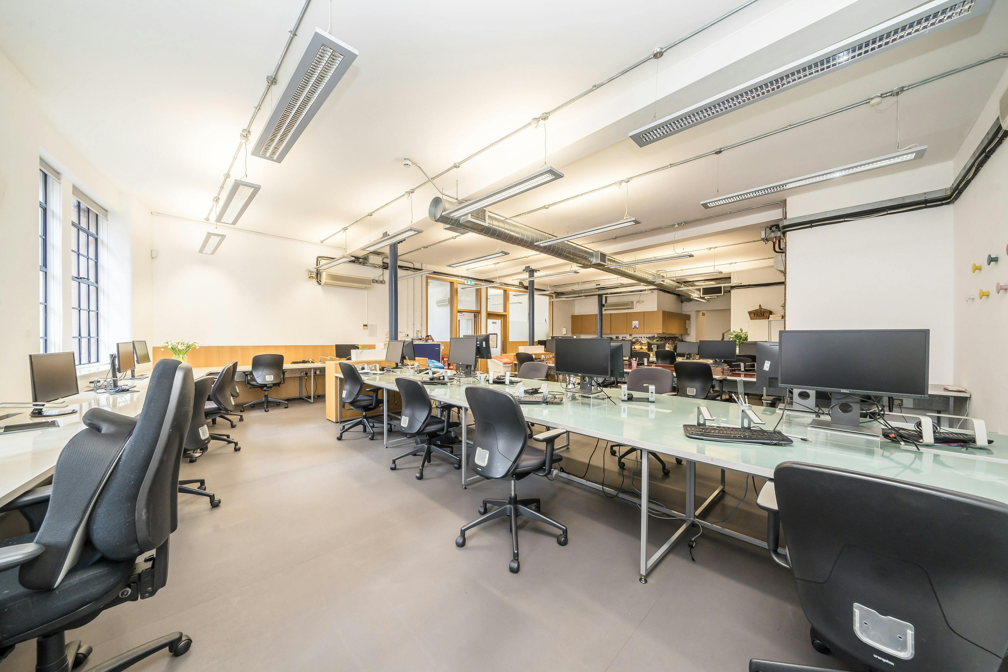 293537-170172 Tower Bridge Road Ground Floor internal 3.jpg