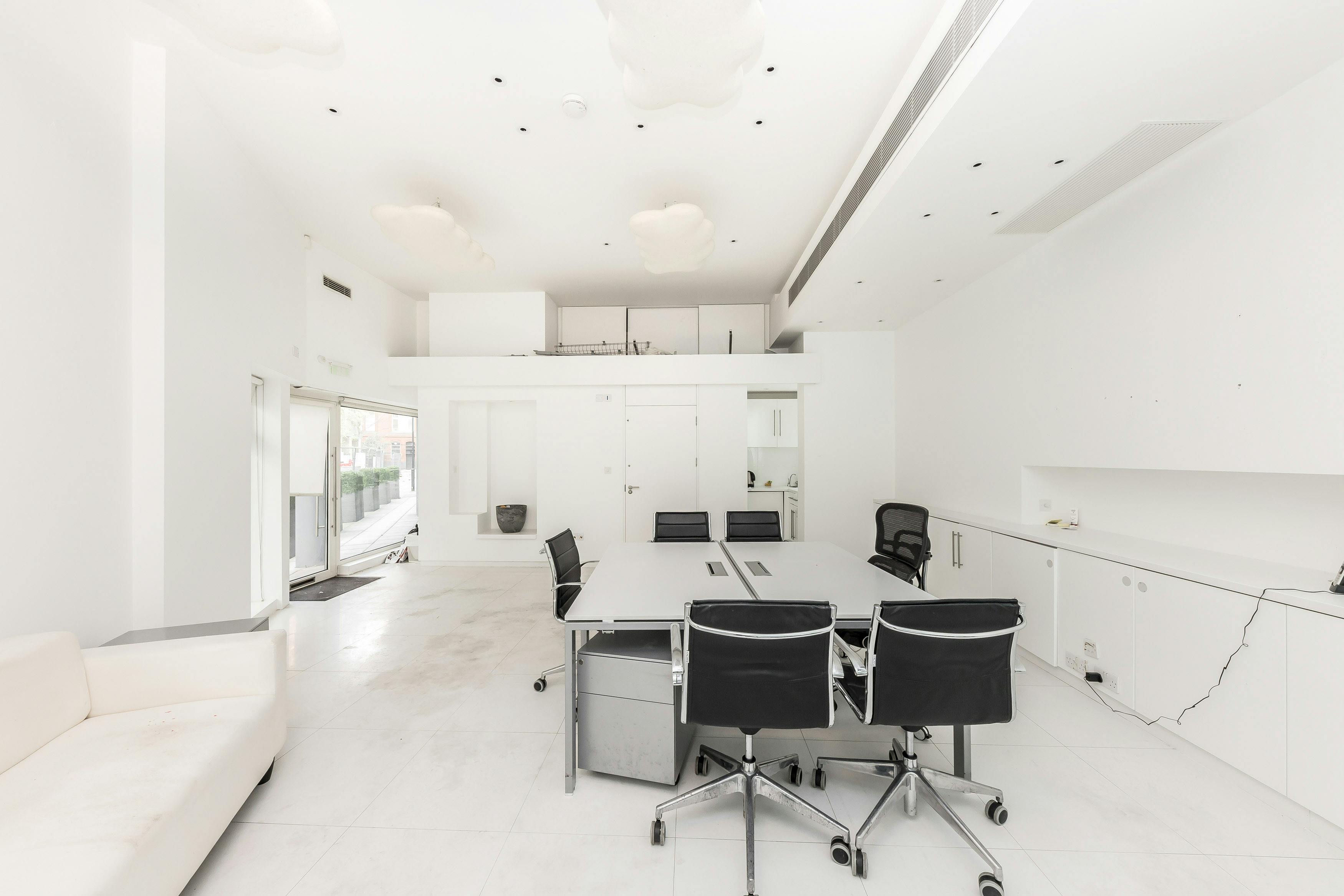 192145-2 Salamanca Place Internal 5.jpg