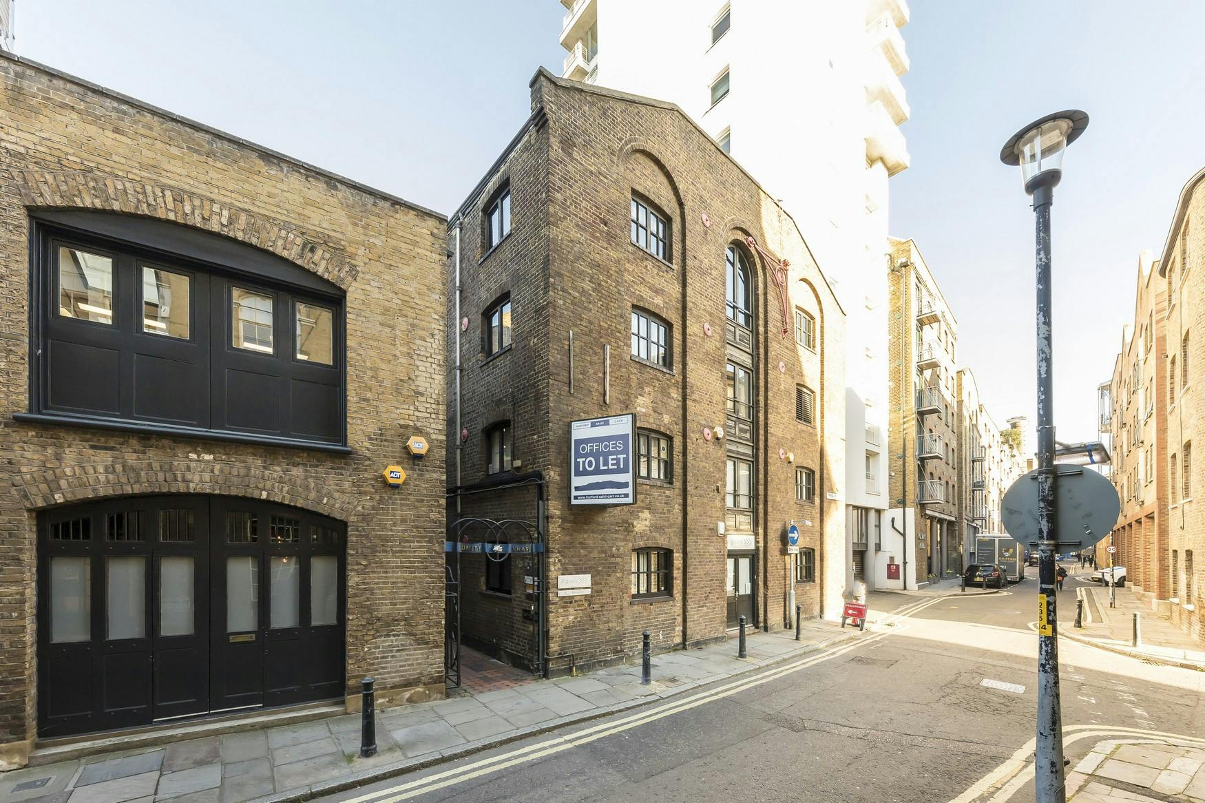 141615-Unit 4 Unity Wharf ext1.jpg