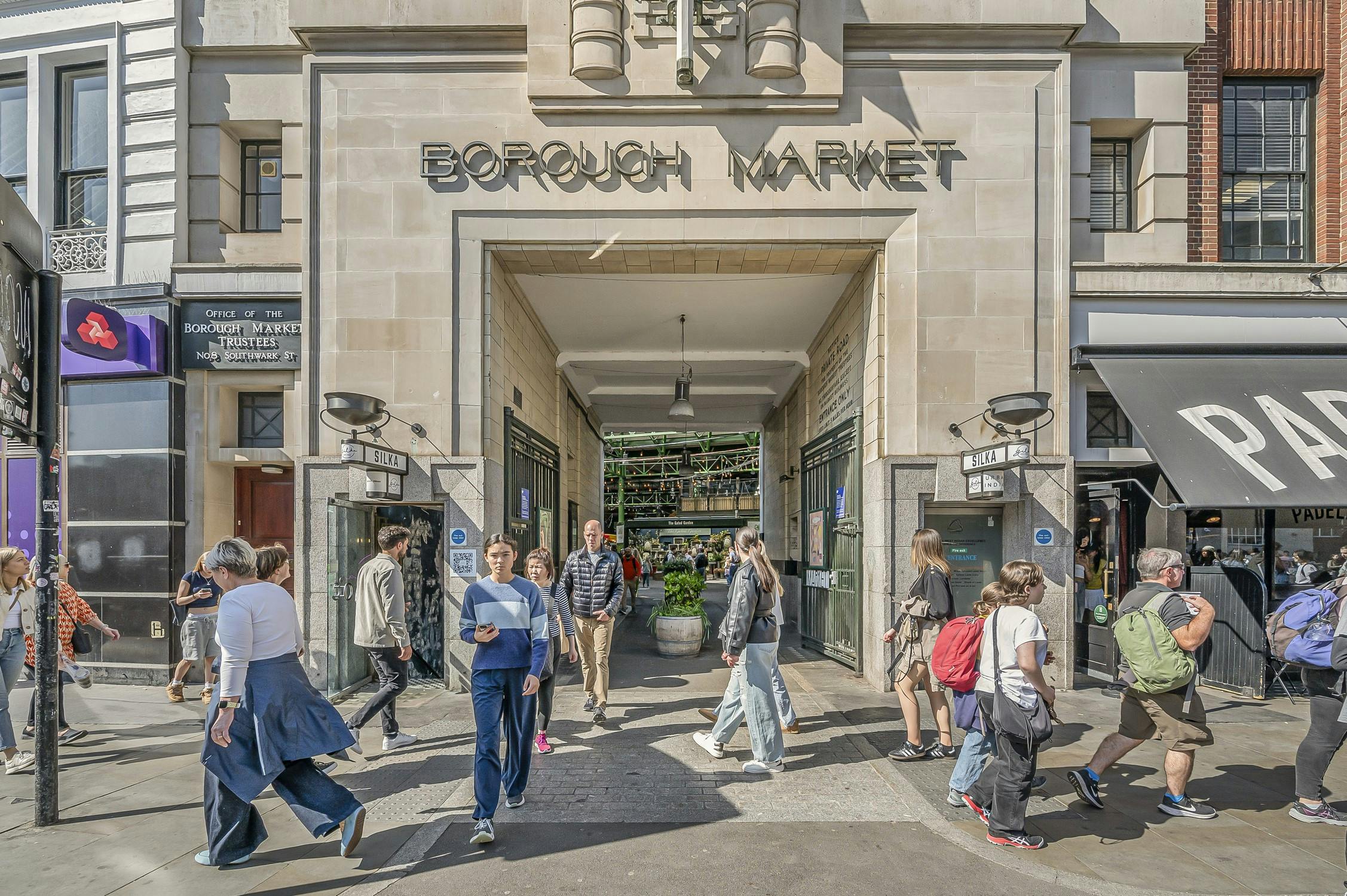 317326-Market Entrance.JPG