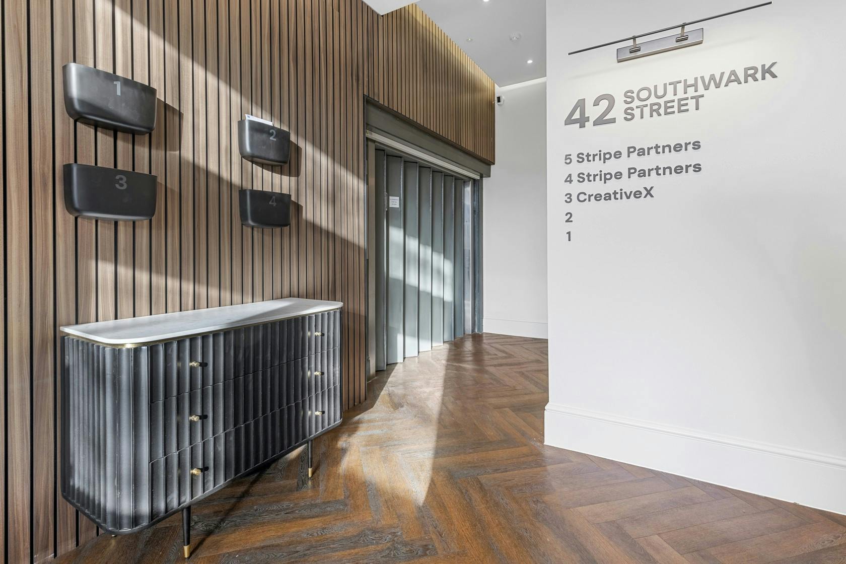 331614-IMGL5729 Copy.JPG