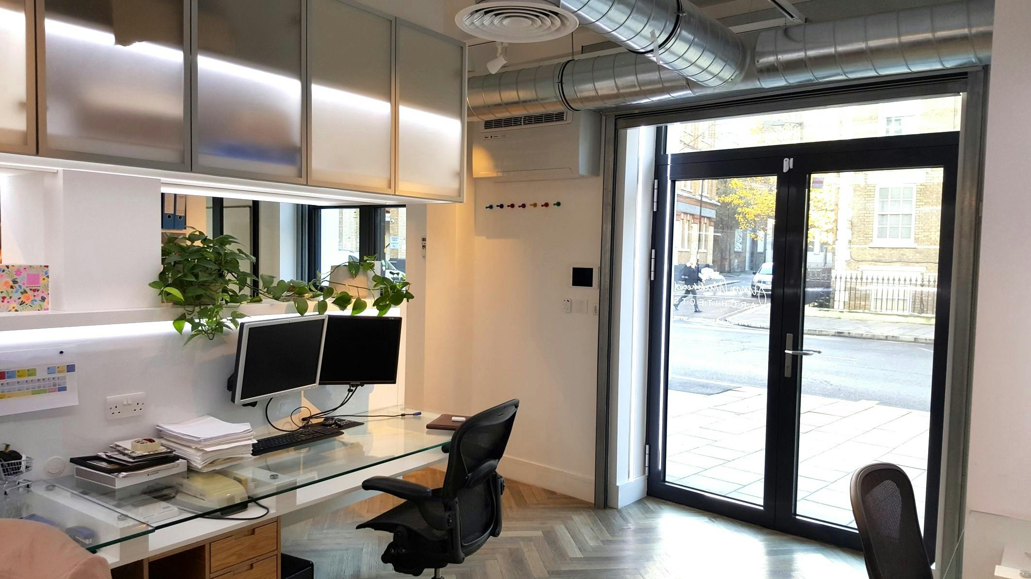 61718-Unit B 1618 Marshalsea Rd Int1.jpg