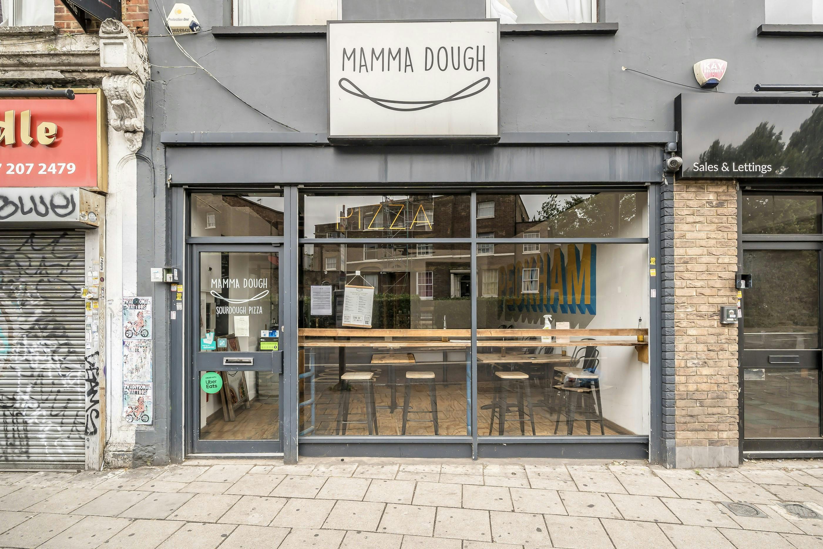 308172-179 Queens Road frontage.jpg