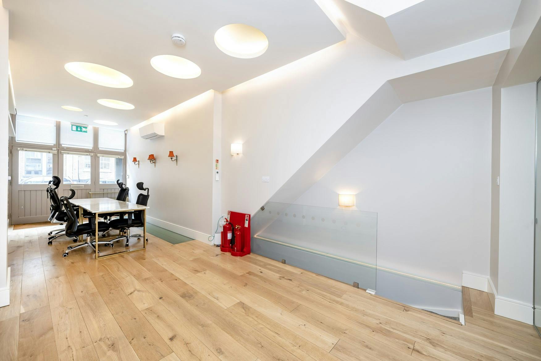 157540-10 Marshalsea Road LEA main office Copy.jpg