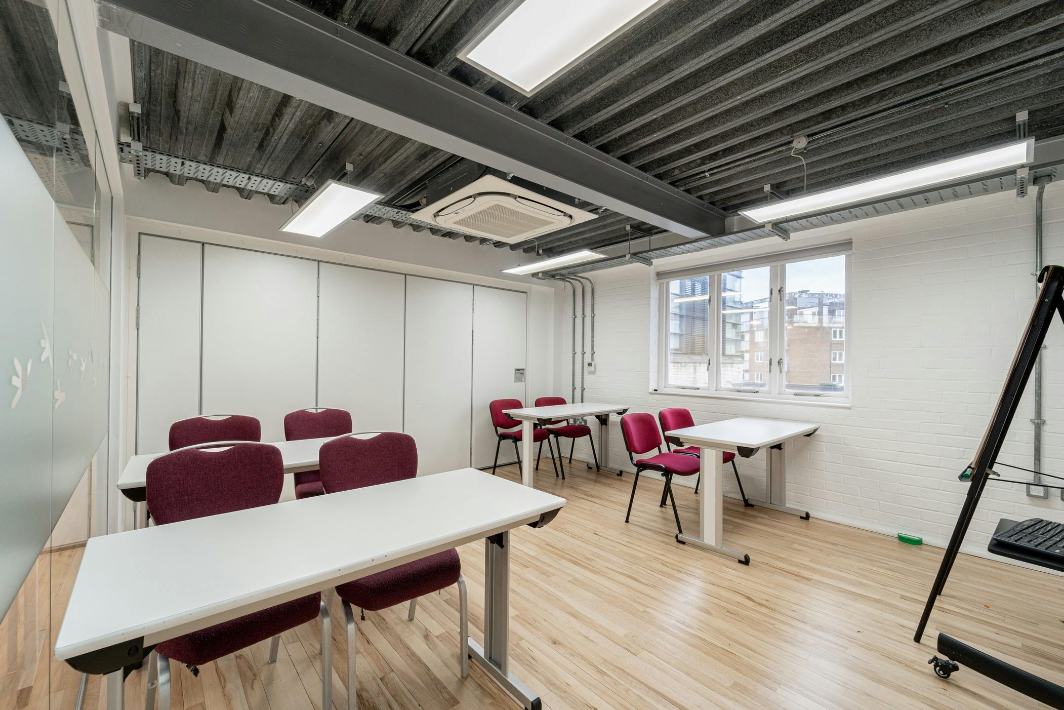 280547-3rd Flr 3.jpg