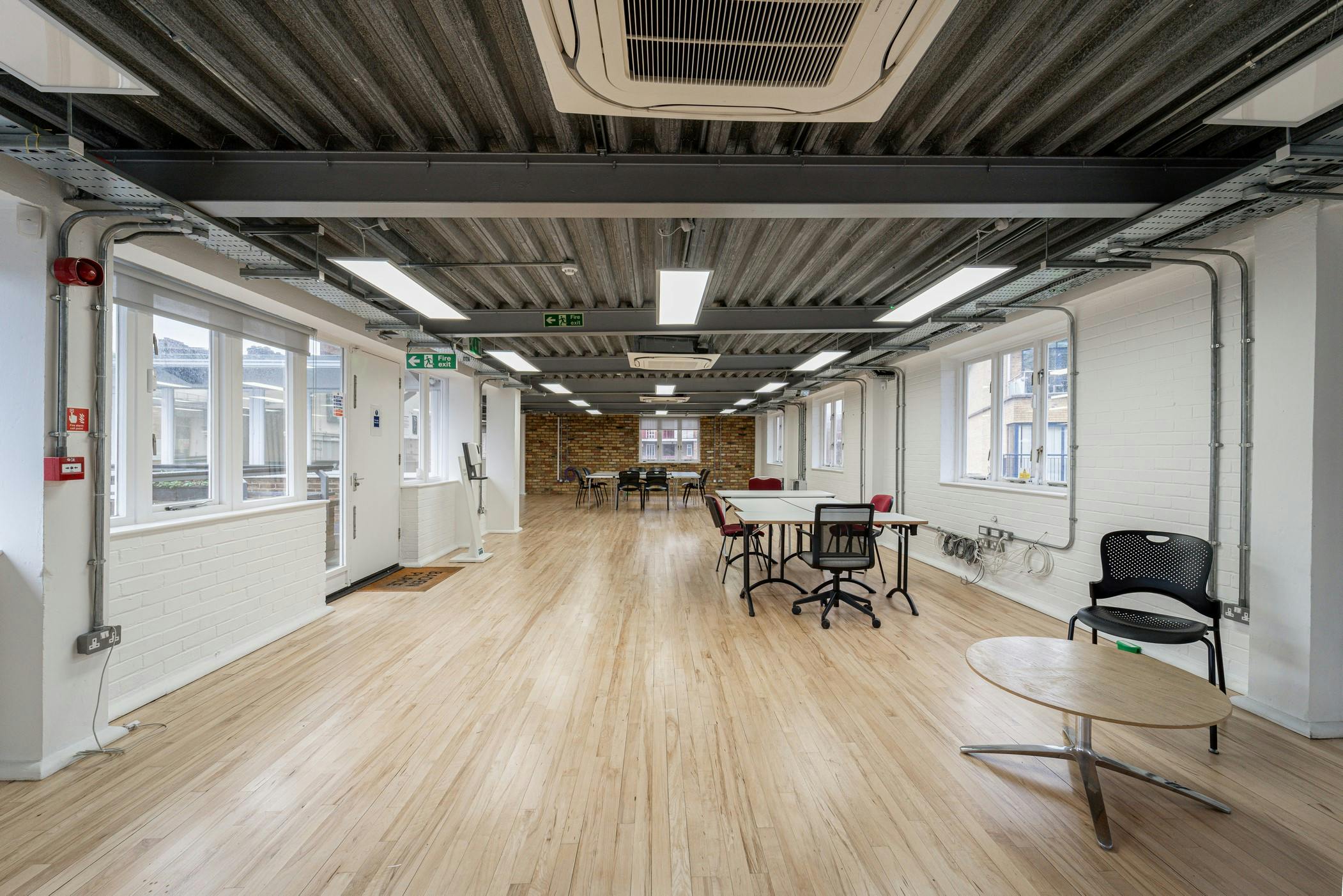 280547-3rd Flr 4.jpg