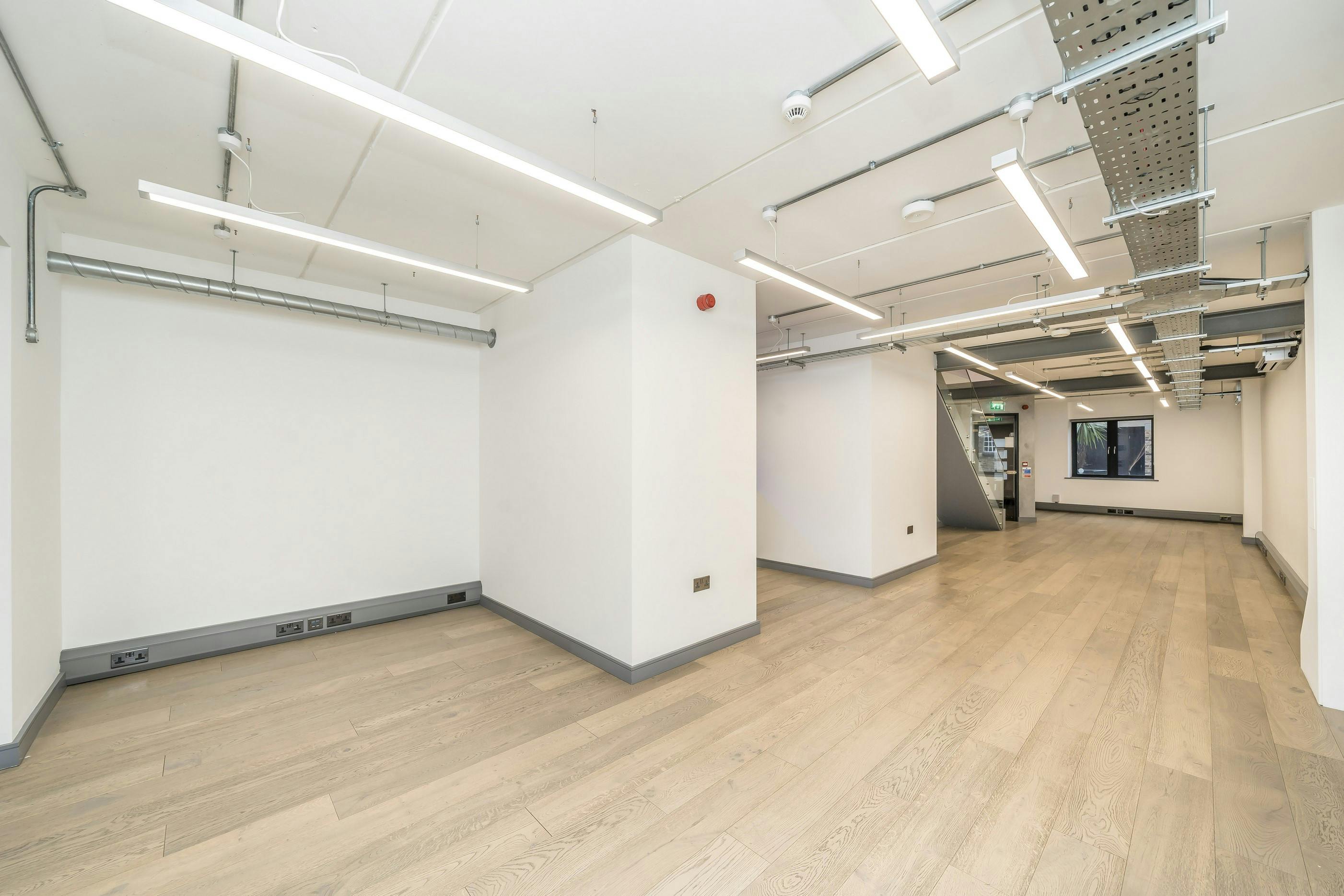 273699-3 Risborough Street 5 Copy.jpg