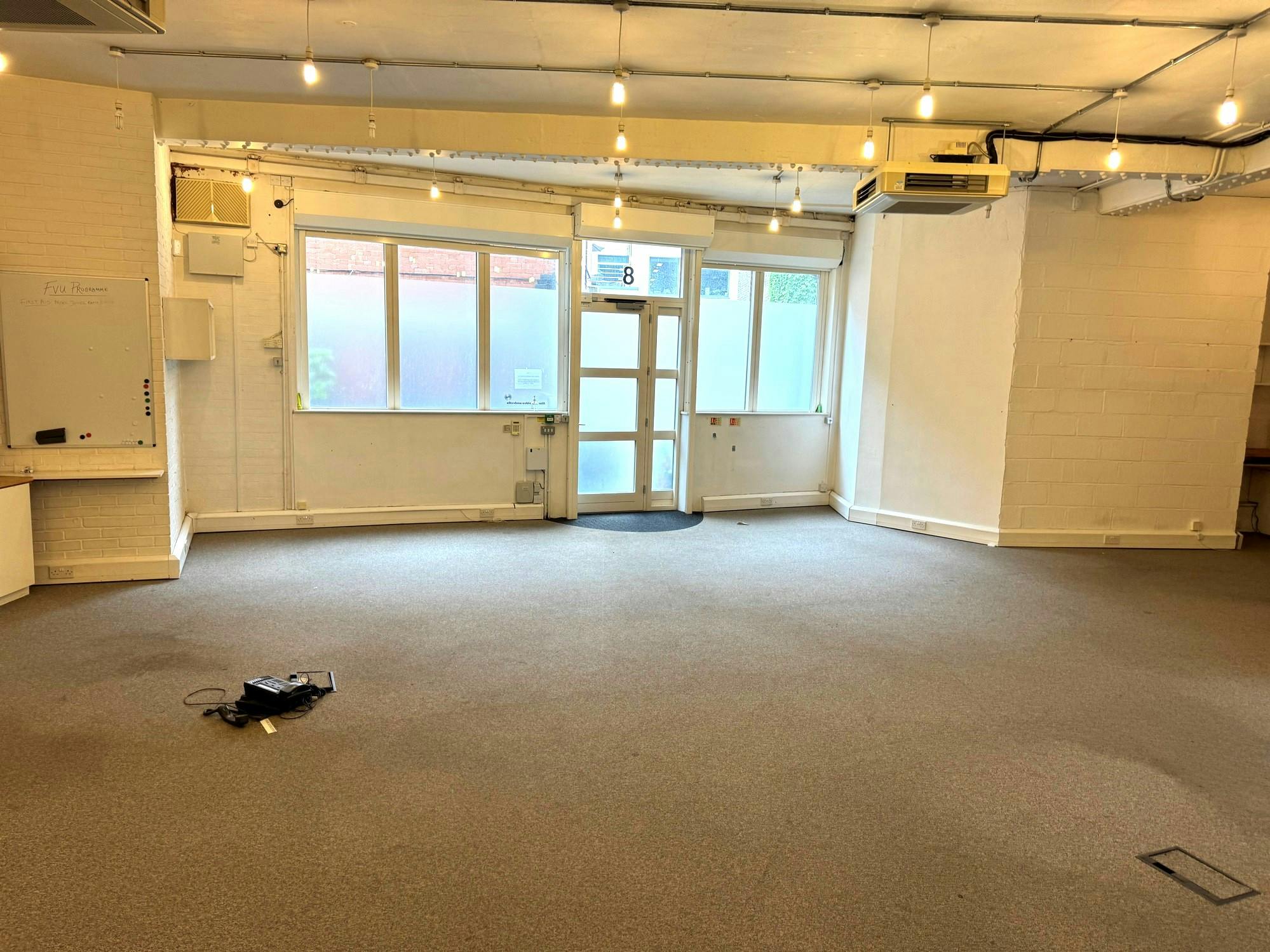 212371-8 Vine Yard main room 3.jpg