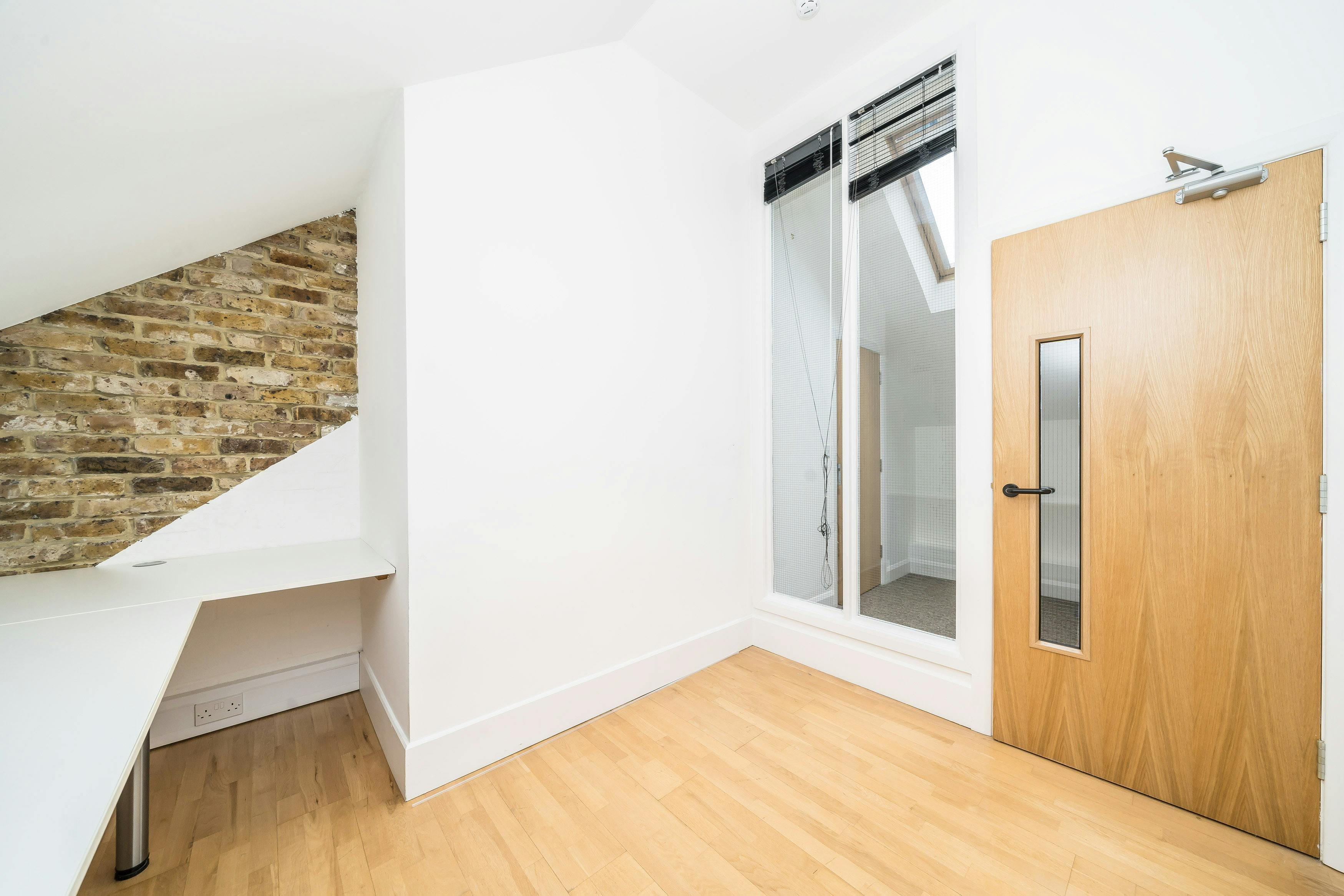 292290-Second Flr 3.jpg