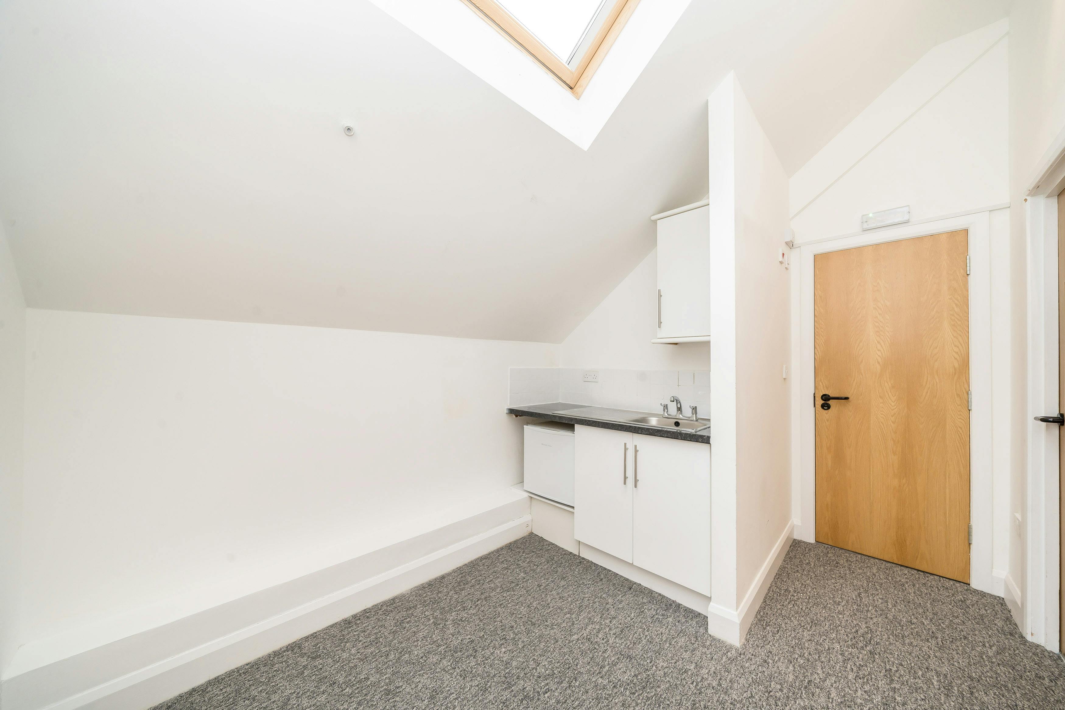 292290-Second Flr Kitchen.jpg