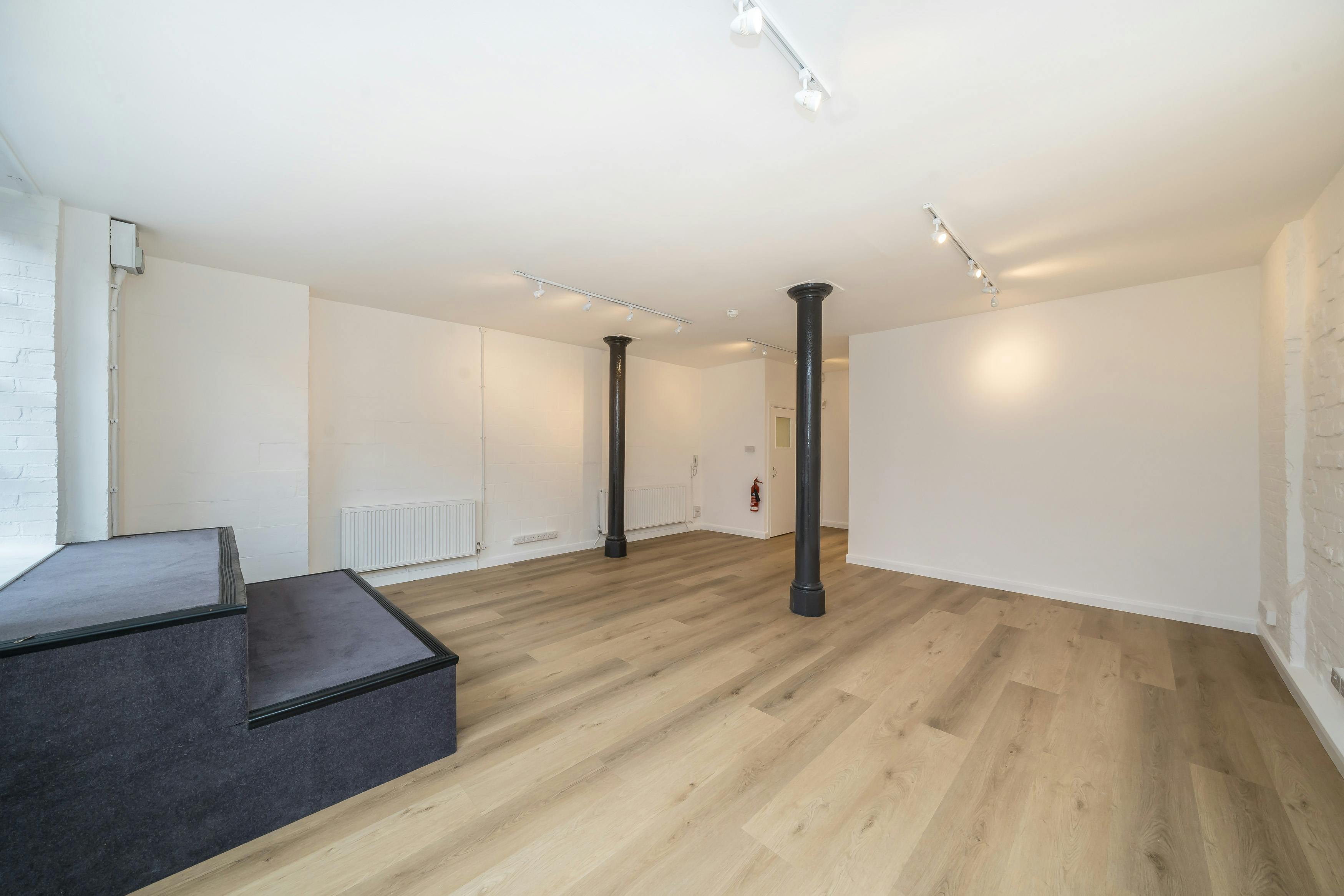 301434-60 Weston Street Ground Floor 2.jpg