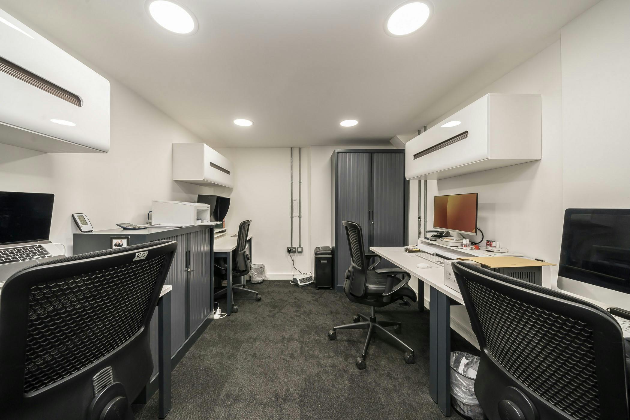 225882-Unit 2 82 Old Kent Road lower ground floor meeting room Copy.jpg