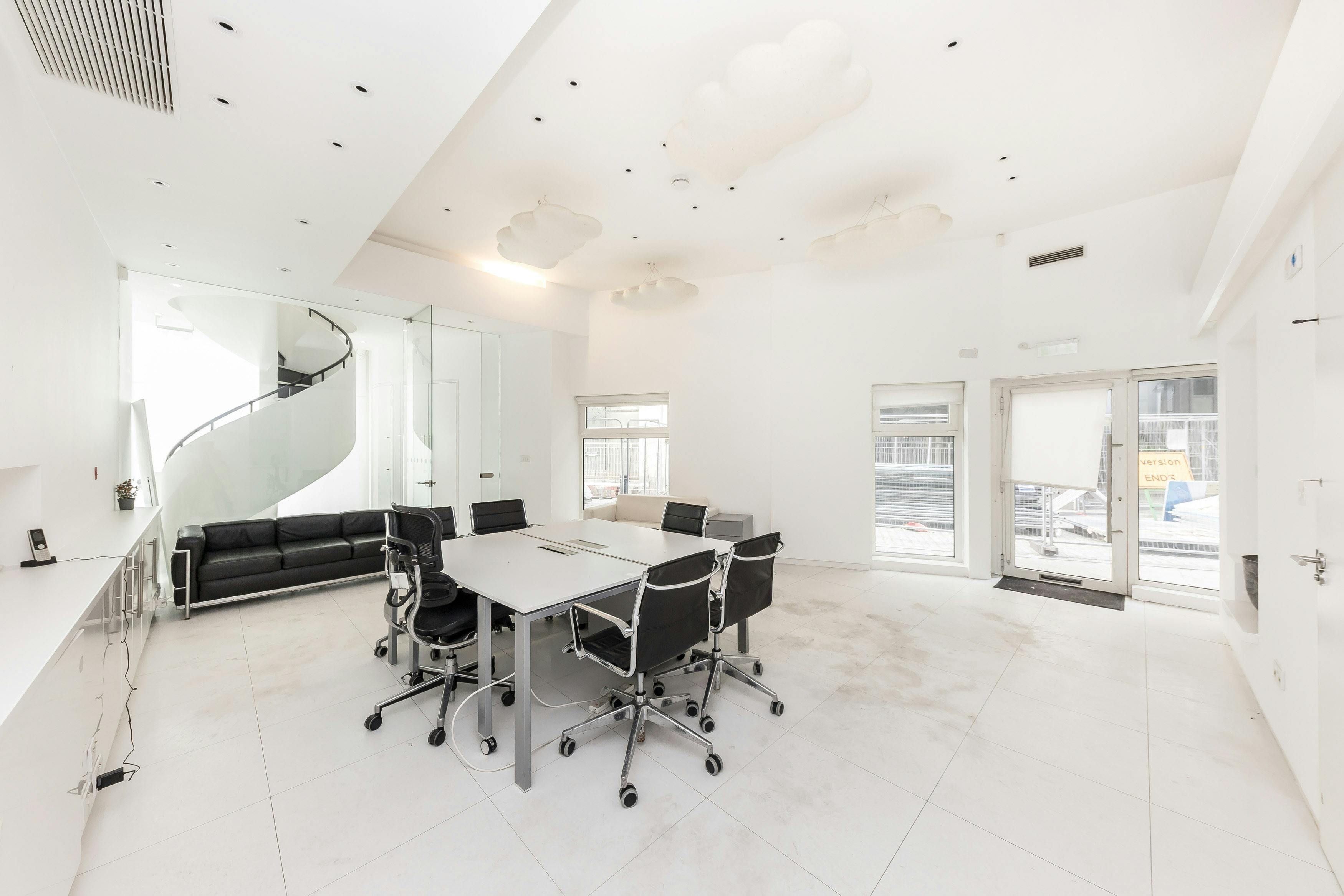 192145-2 Salamanca Place Internal 4.jpg