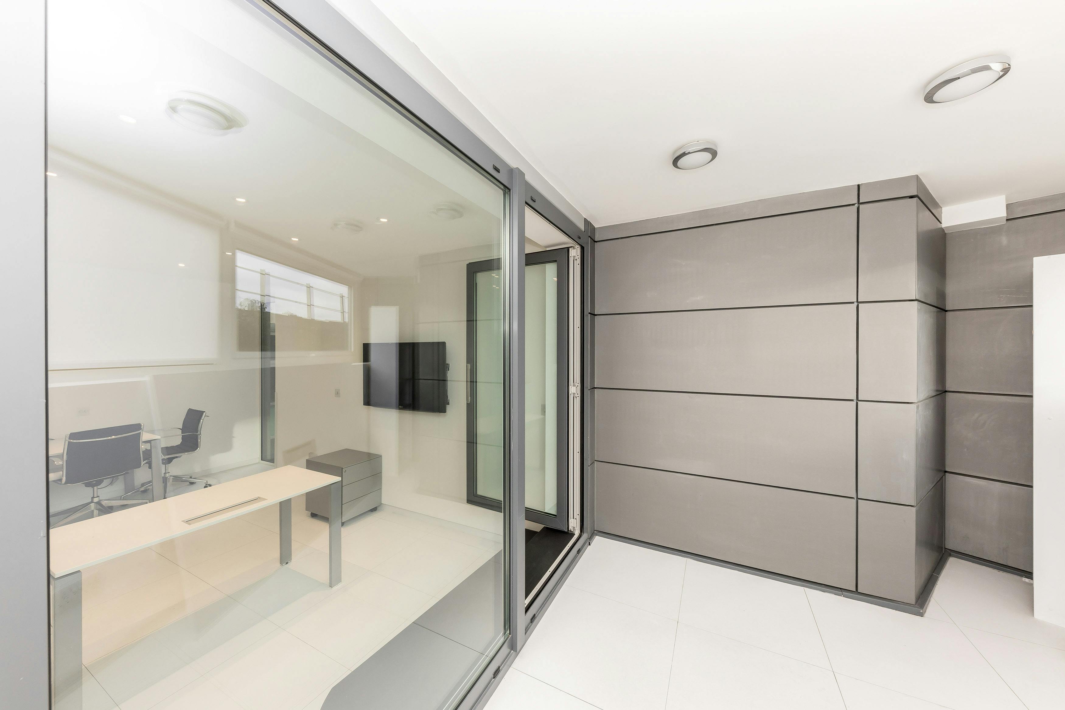 192145-2 Salamanca Place First Floor 7.jpg