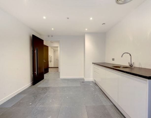 355136-Palace View kitchen.JPG