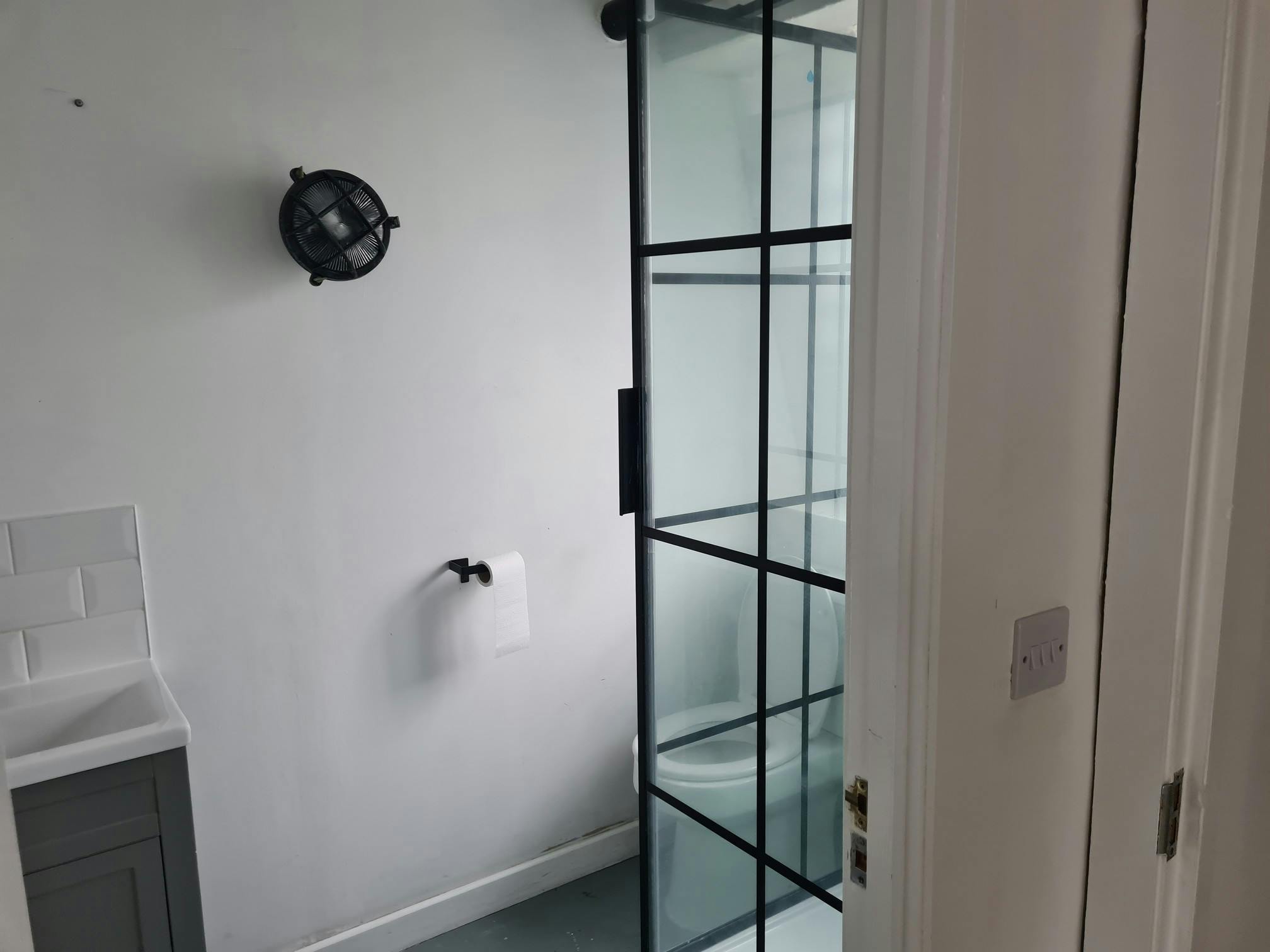 346522-Shower.jpg