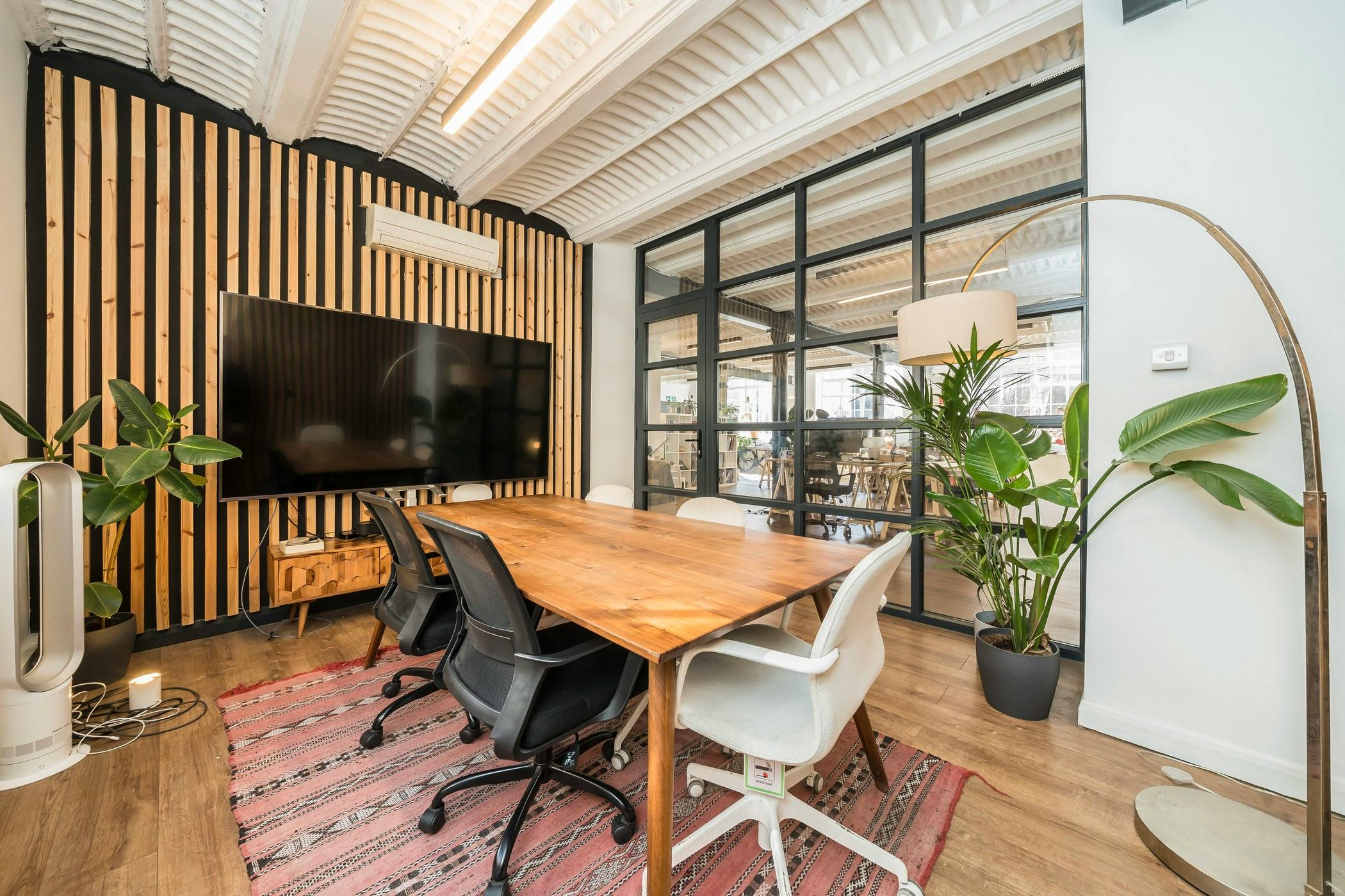 363542-Meeting Rm 1.jpg