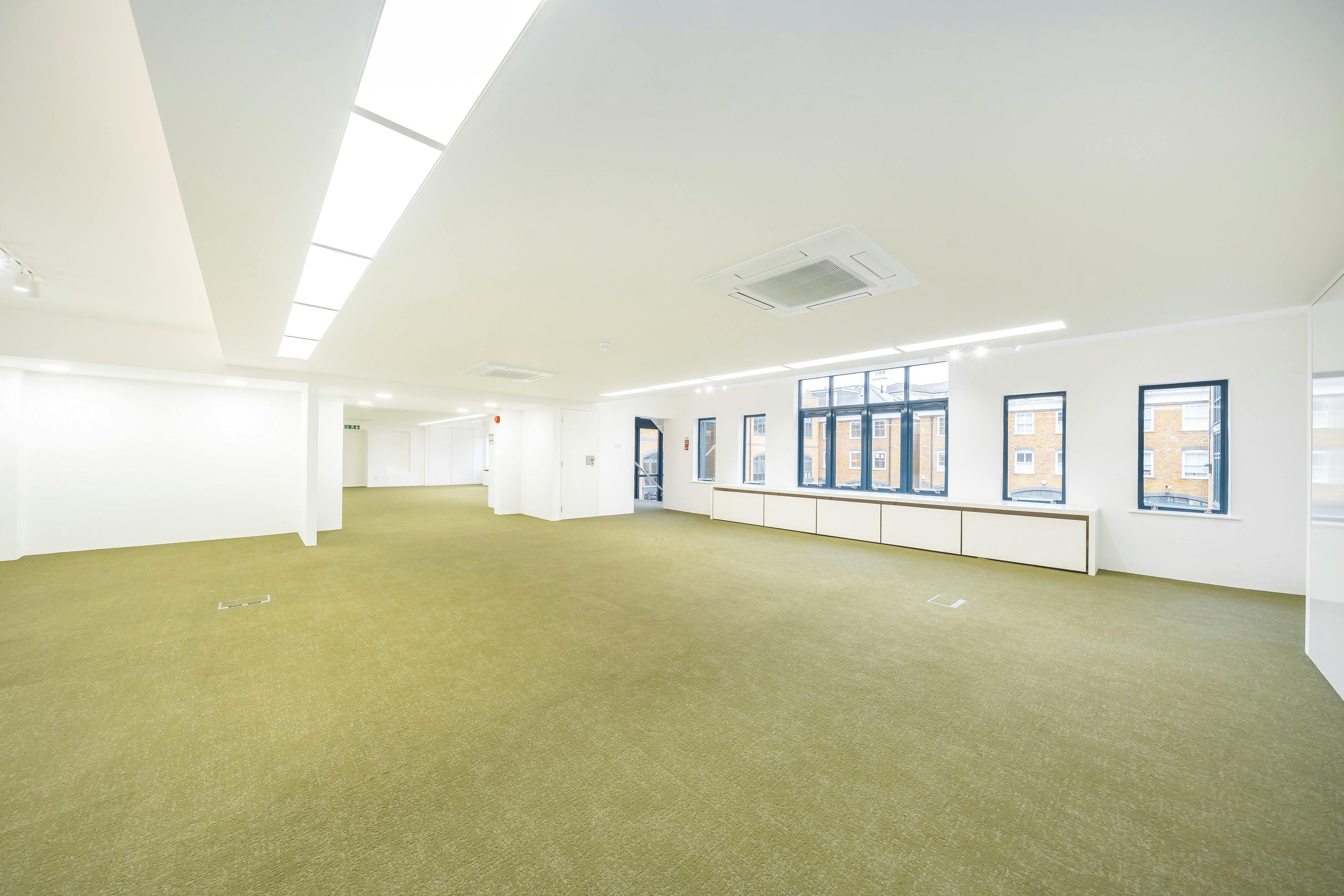 361785-Internal 1.jpg