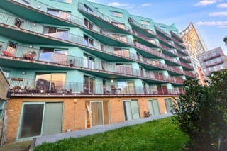 377523-Unit 9, 9 Steedman Street external.jpg