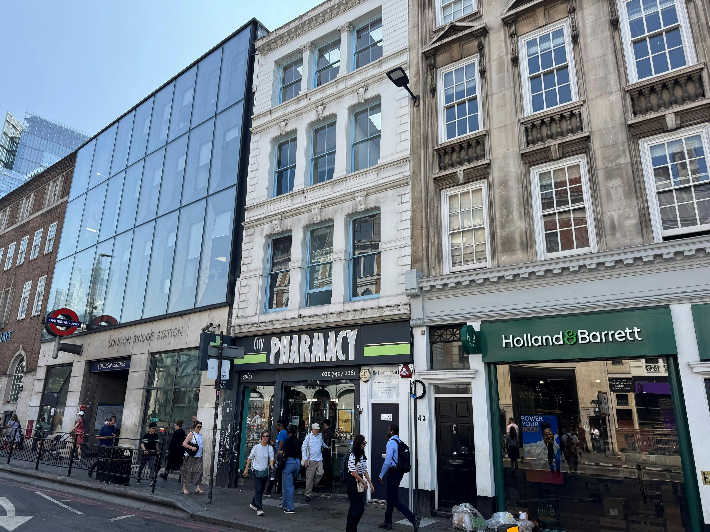 379254-39-41 Borough High Street external.jpg