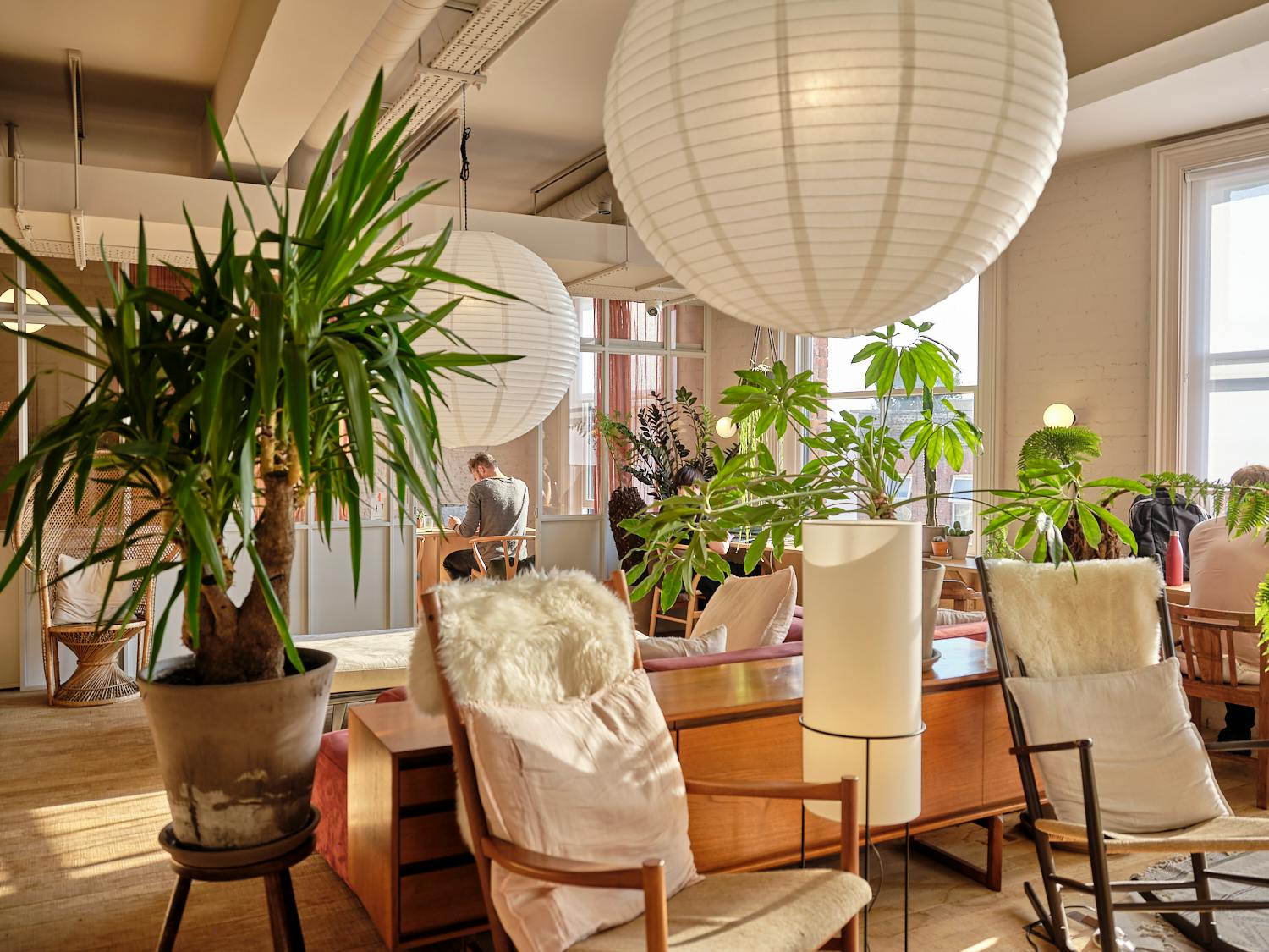 389383-Market Peckham break out area.jpg
