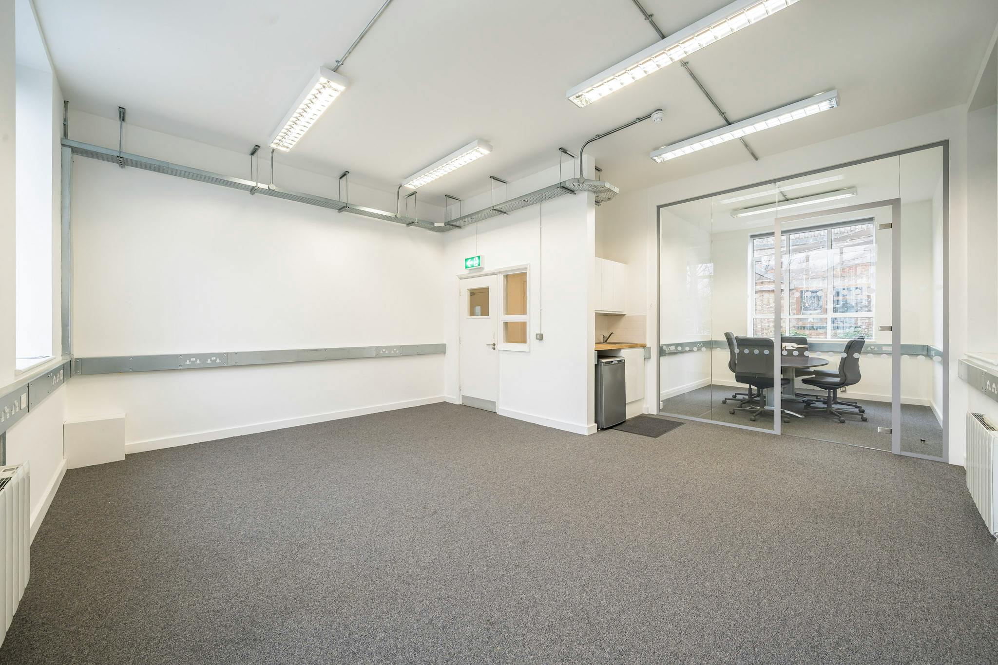 388585-Block A Ground floor office.jpg