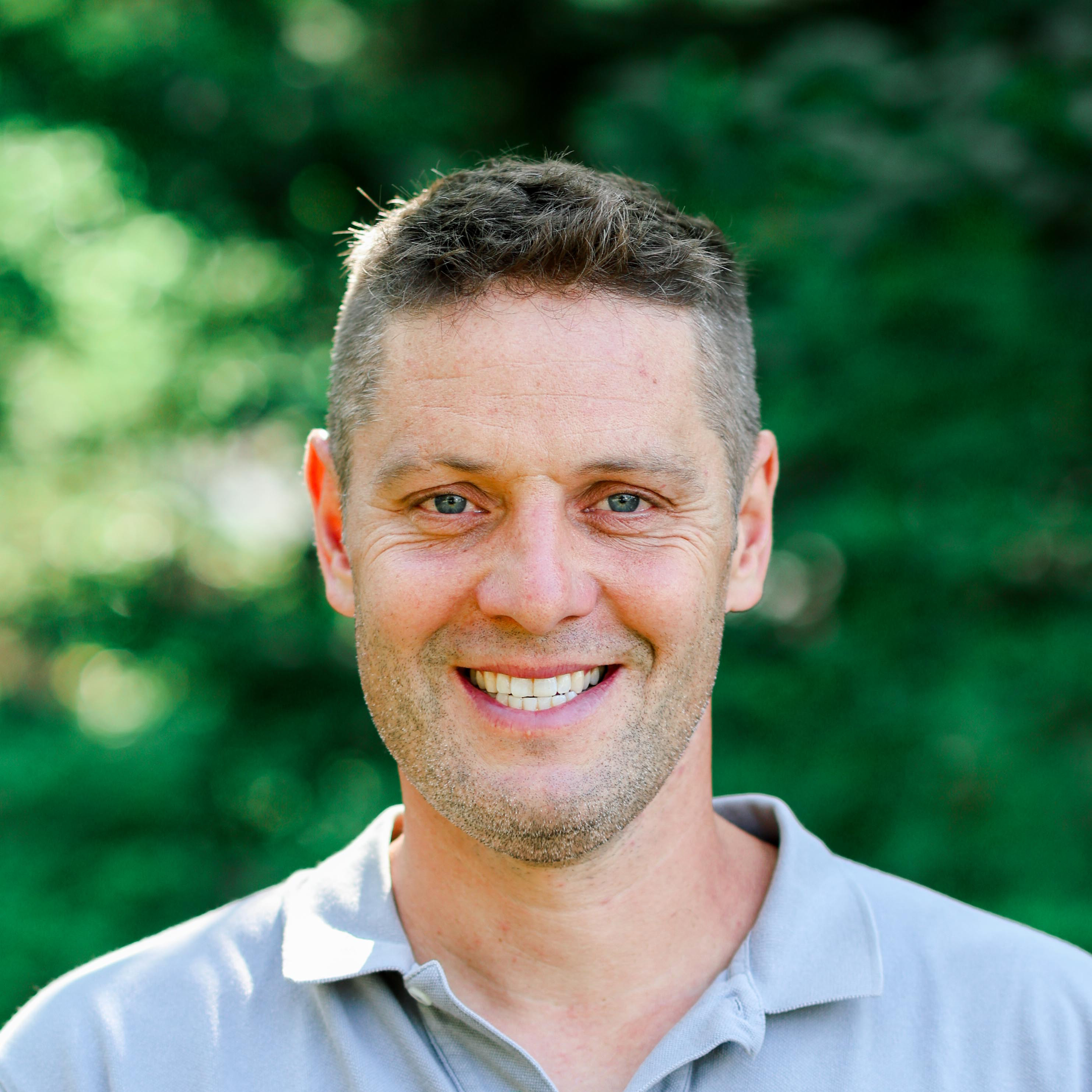 Outdoor headshot of SMCA Board Member, Todd Wilkins