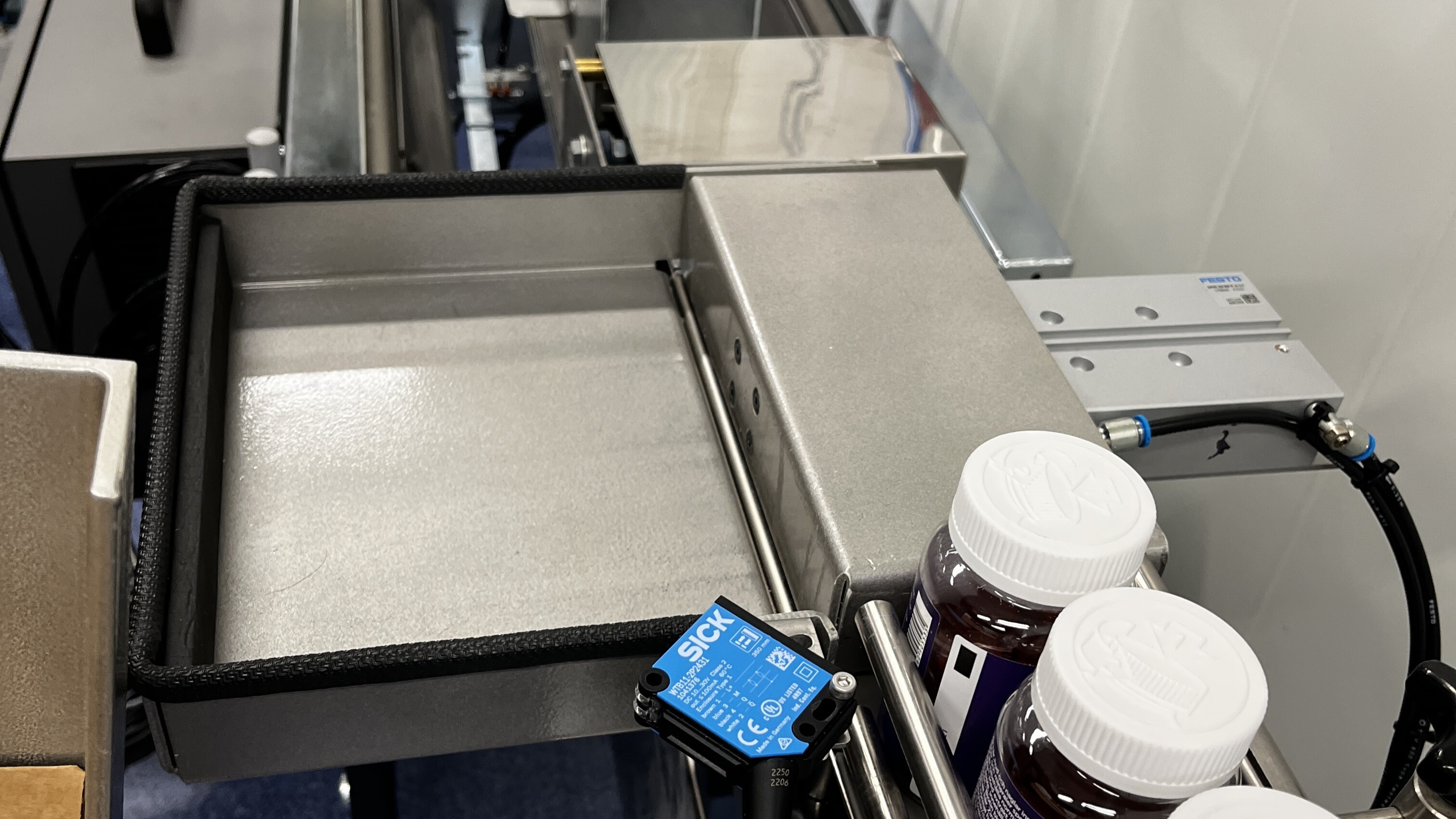 Produktbilde av Grupperingsstasjon – Gruppering av produkter før pakking