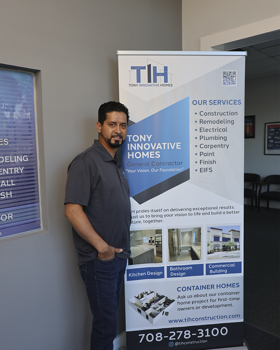 [headshot] image of customer (for an author & writer)