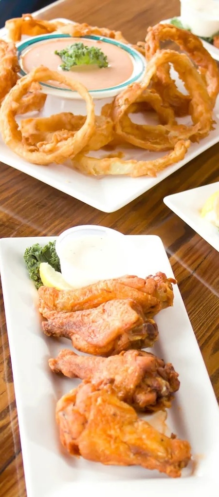 Onion rings and wings