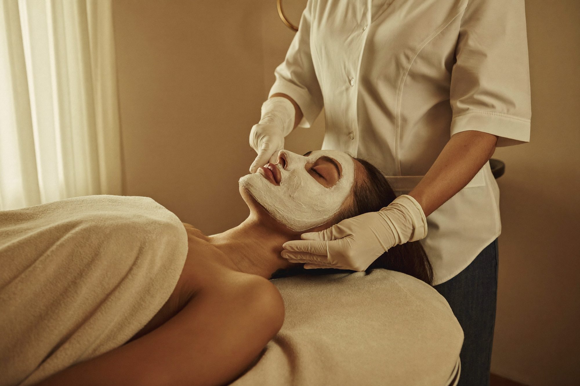 Aluna Signature Facials