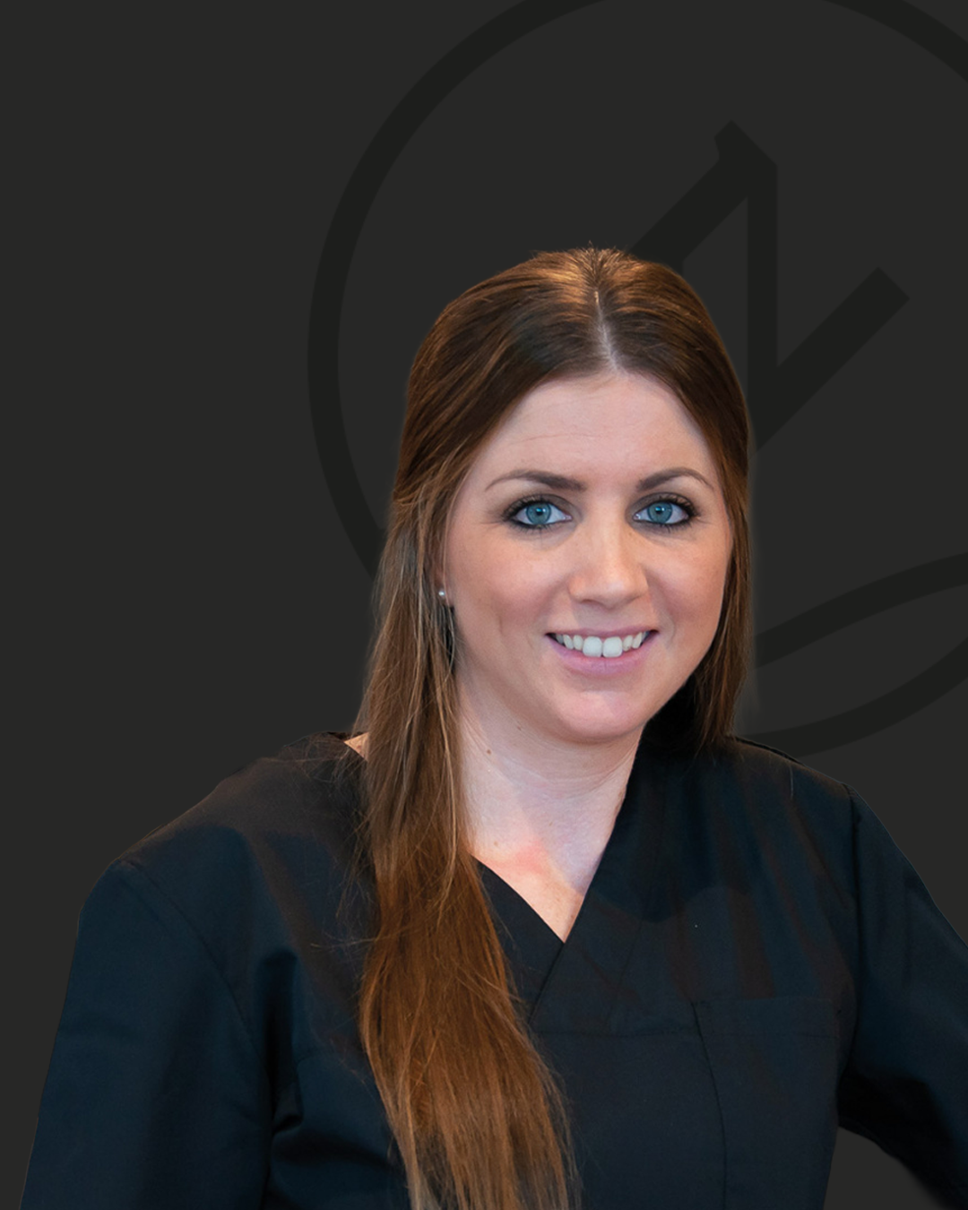 Portraitfoto von Jennifer Kudelka, Zahnmedizinische Fachangestellte, Ausbildungsbeauftragte, Digitalisierungsbeauftragte im Zahnzentrum Nord Emden