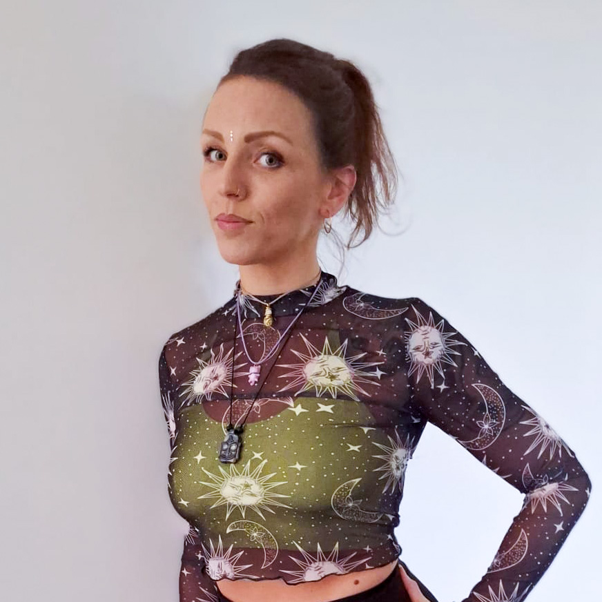 DJ: Rebecca Minuusch