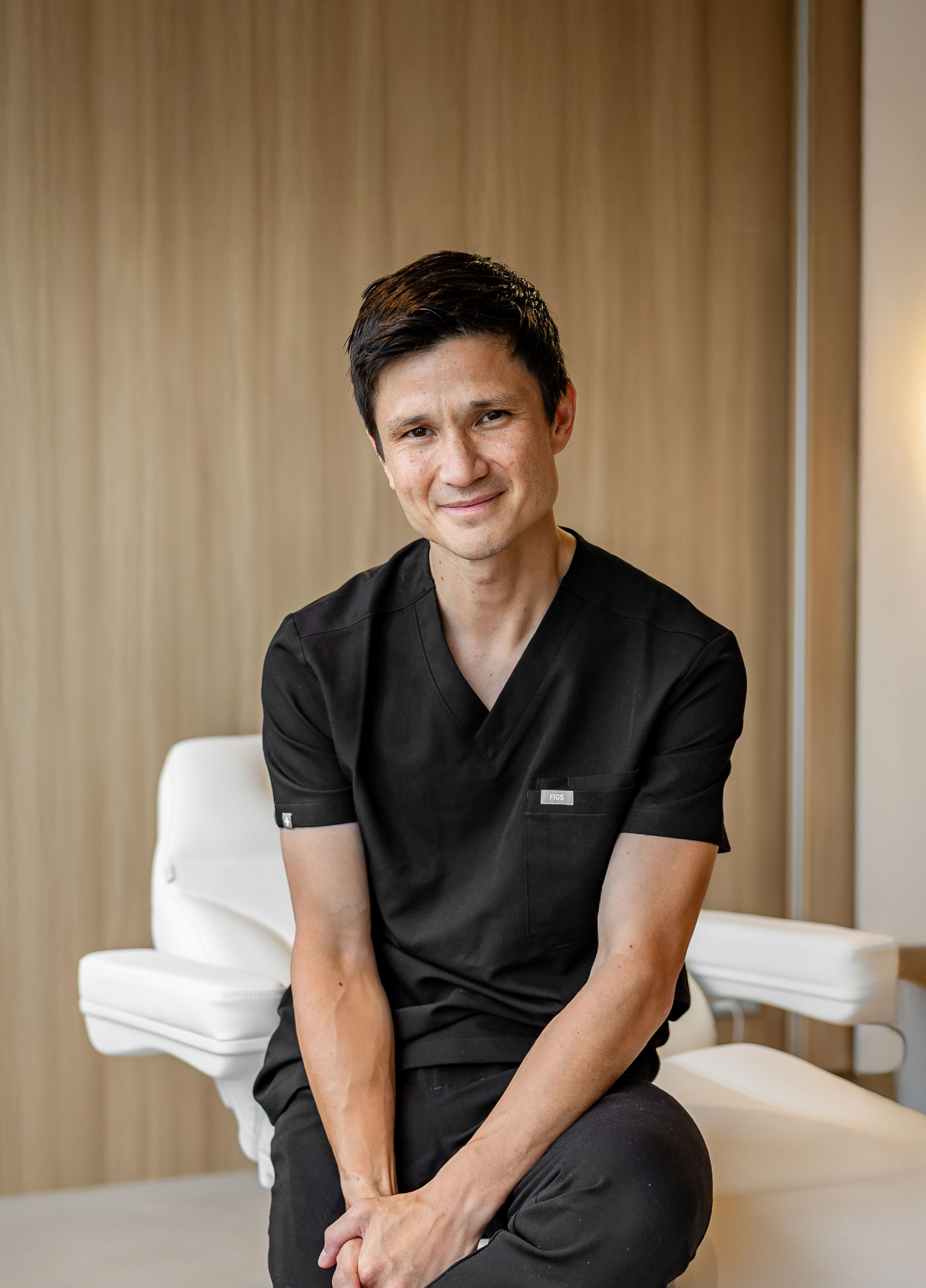 Dr Yun Phua Plastic Surgeon Brisbane