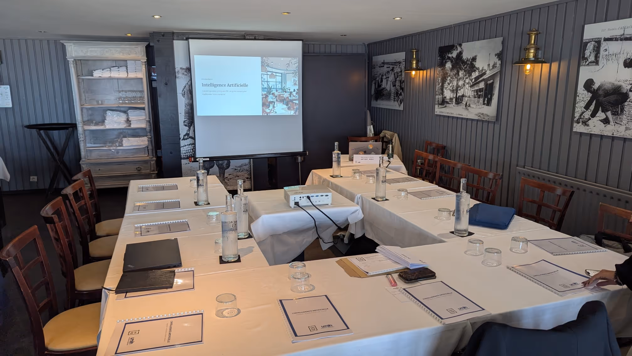 Salle de formation avec l'UMIH NA à Arcachon
