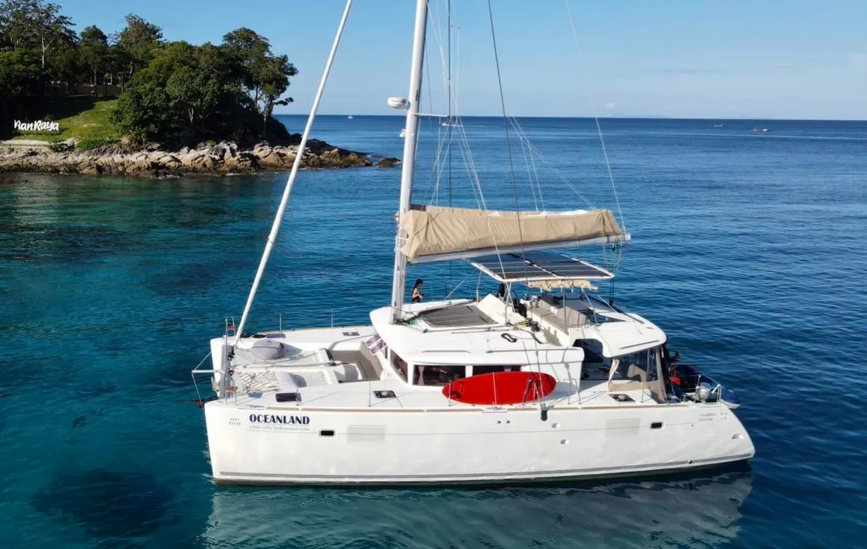 Oceanland Catamaran